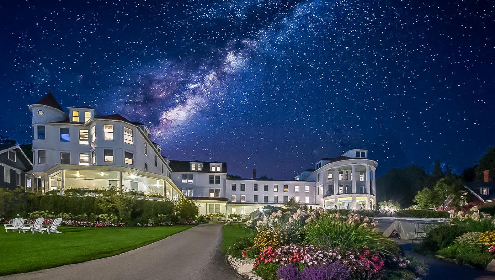 Island House Hotel photo 13