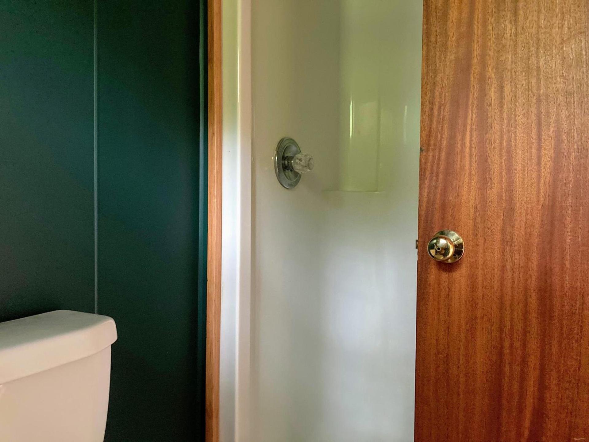 The Lorca Adirondacks Motel photo 20