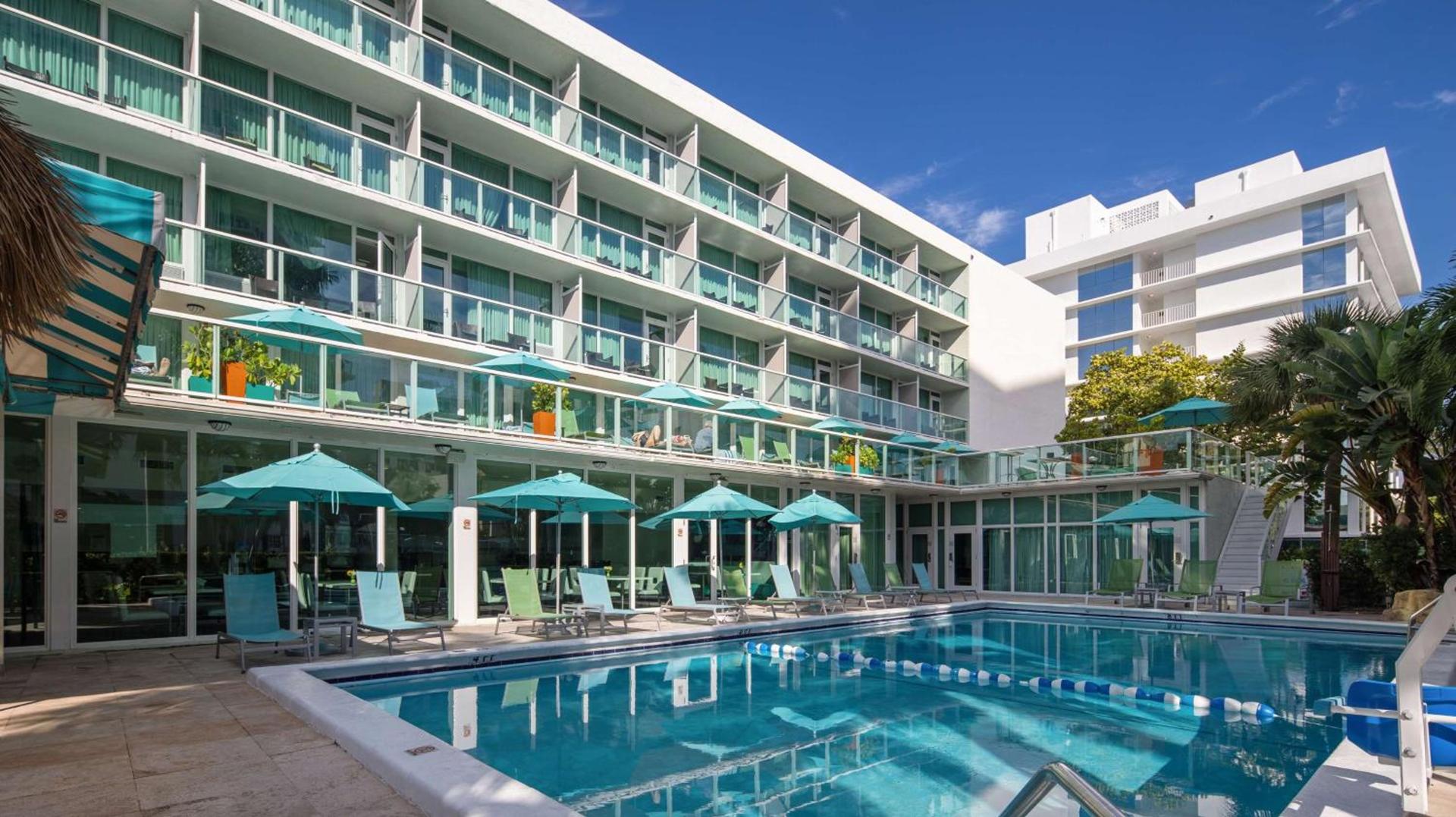 Best Western Plus Oceanside Inn photo 2