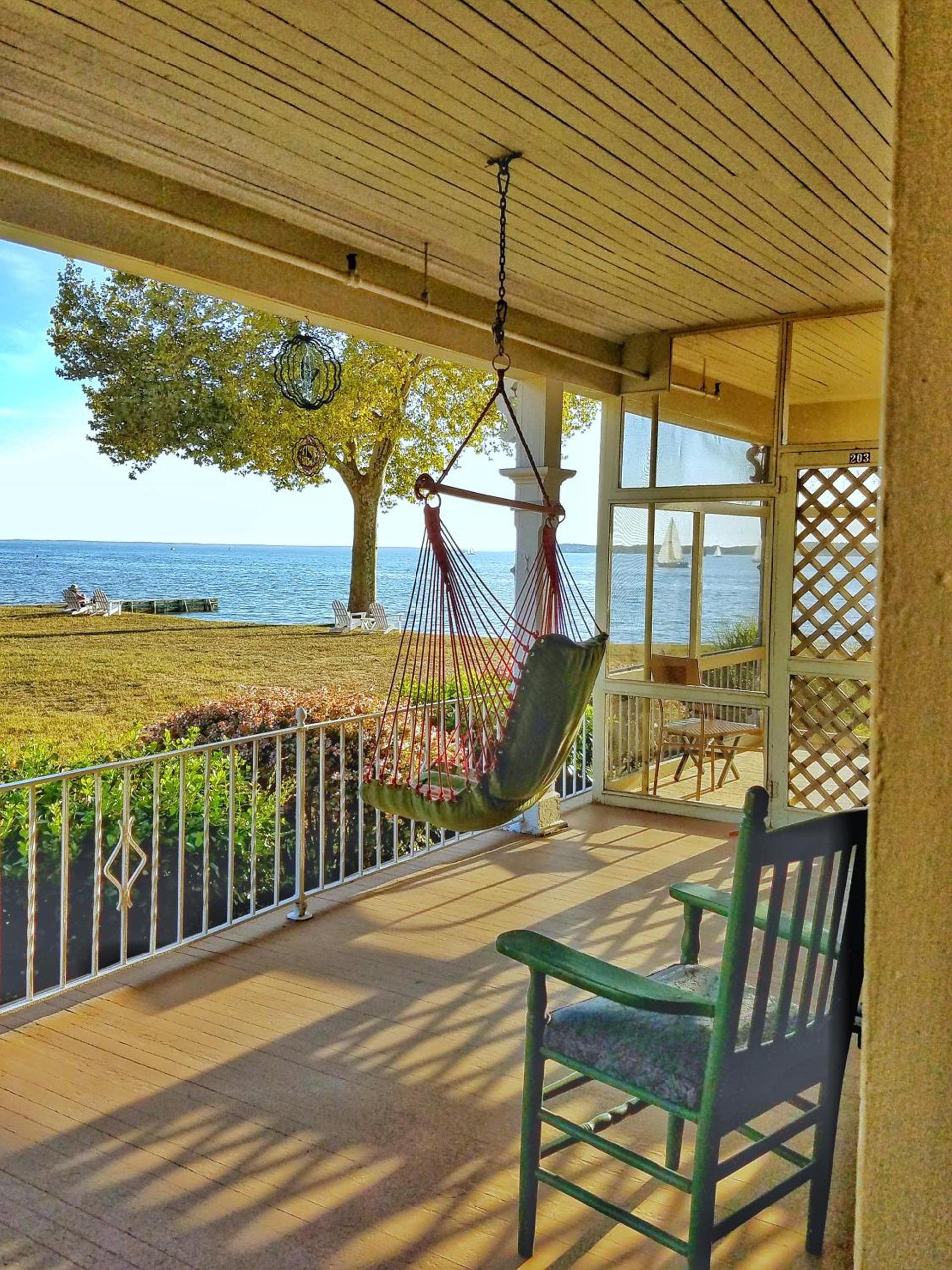 Sandaway Suites & Beach photo 5