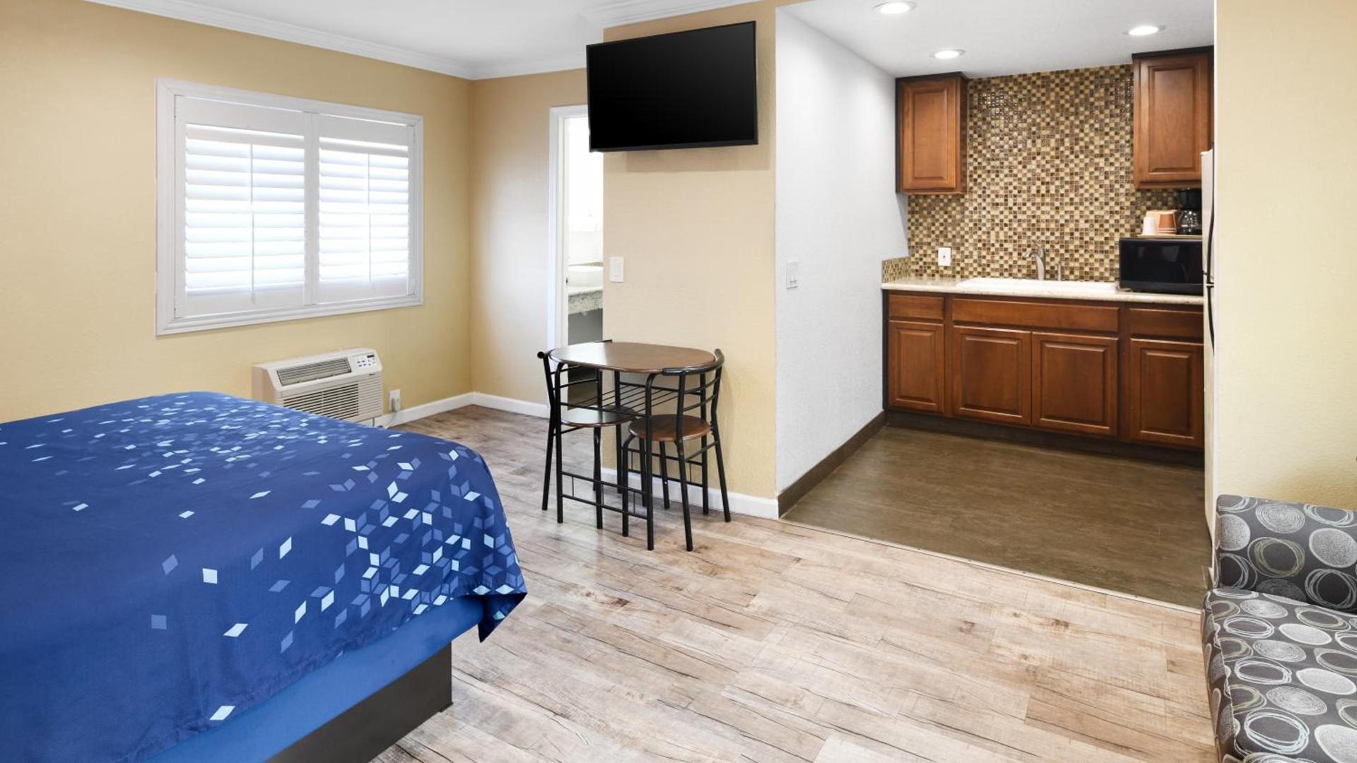 Scandia Motel photo 16