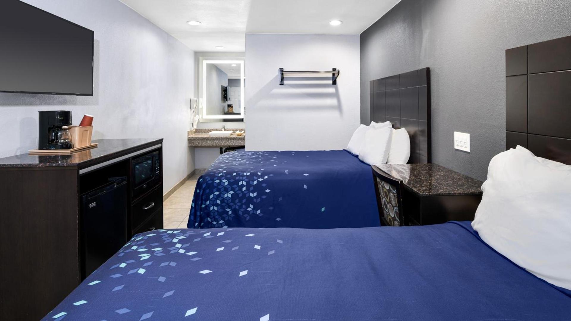 Scandia Motel photo 12
