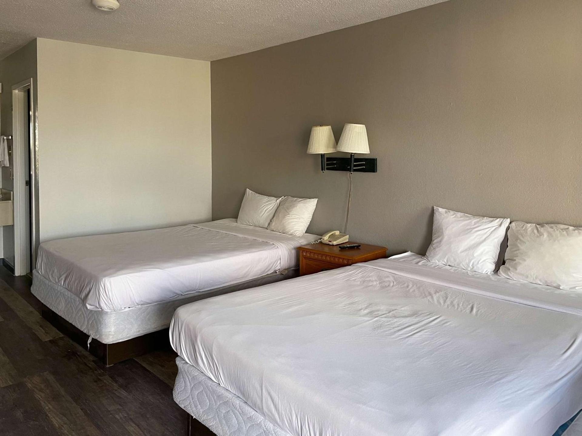 Motel 6 Marianna, FL photo 5
