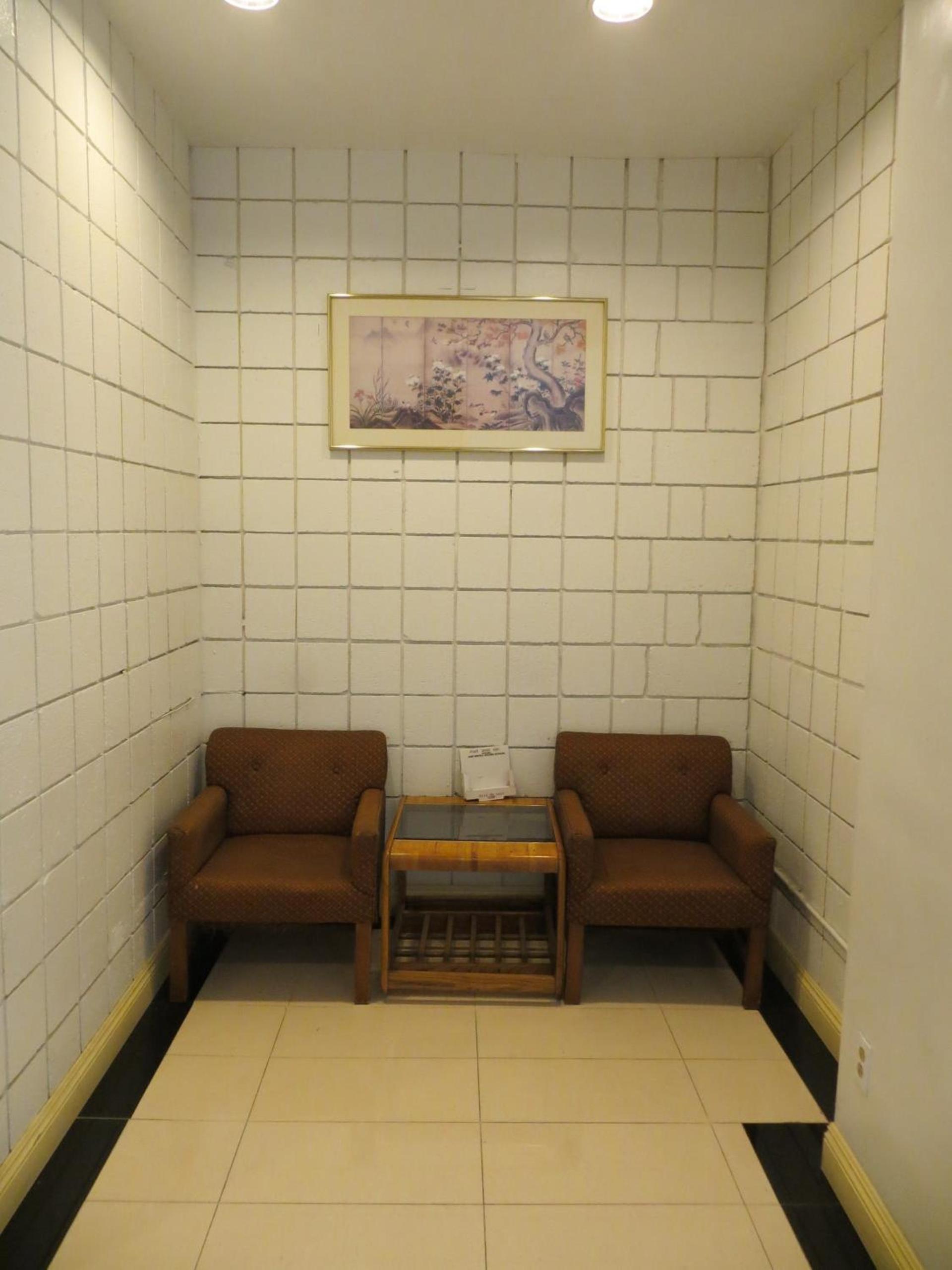 Jet Inn photo 19