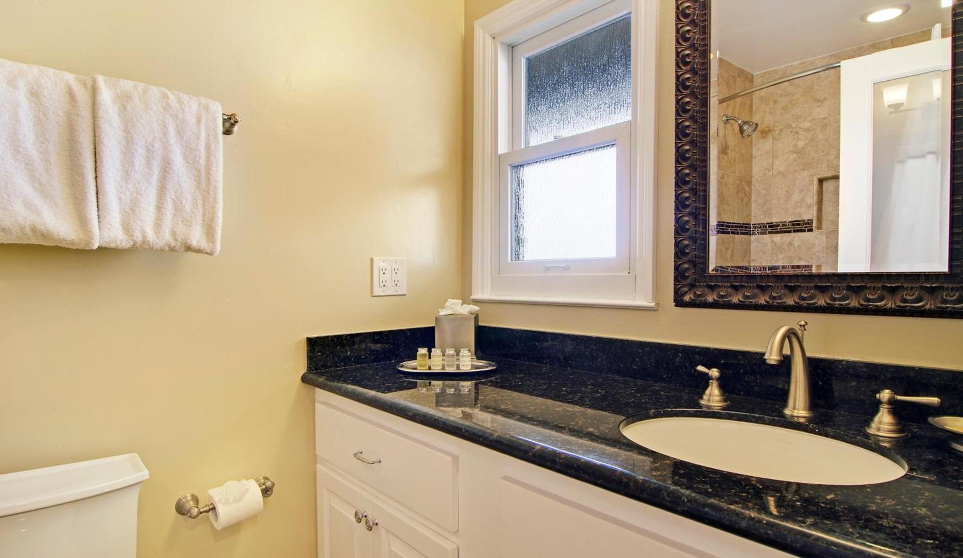 Wayside Inn photo 40