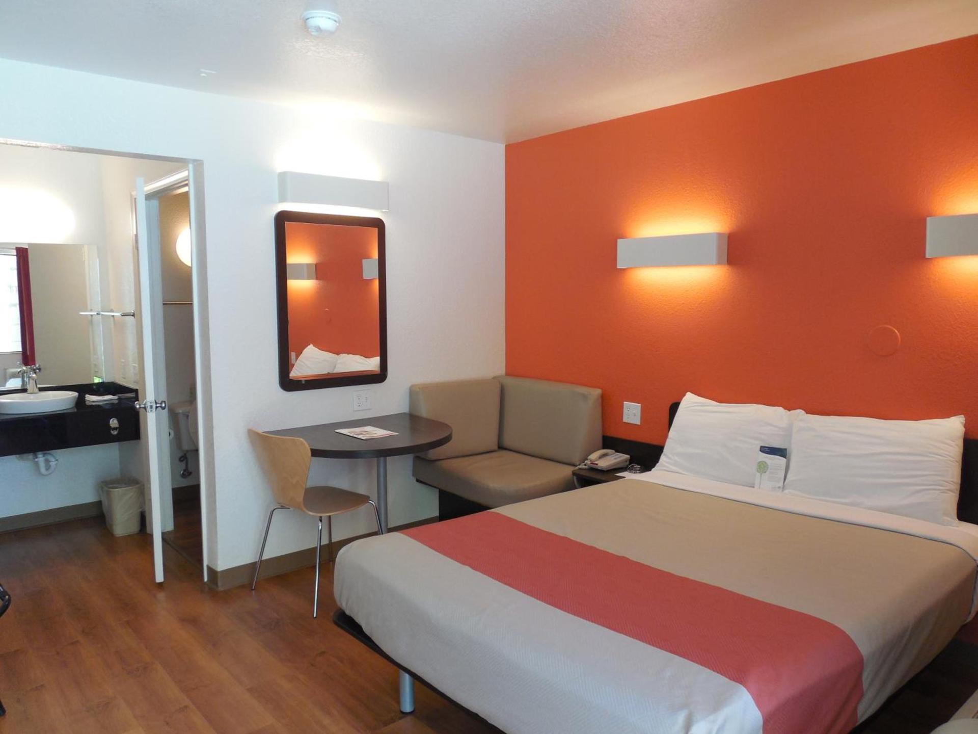 Motel 6-Chula Vista, CA - San Diego photo 15