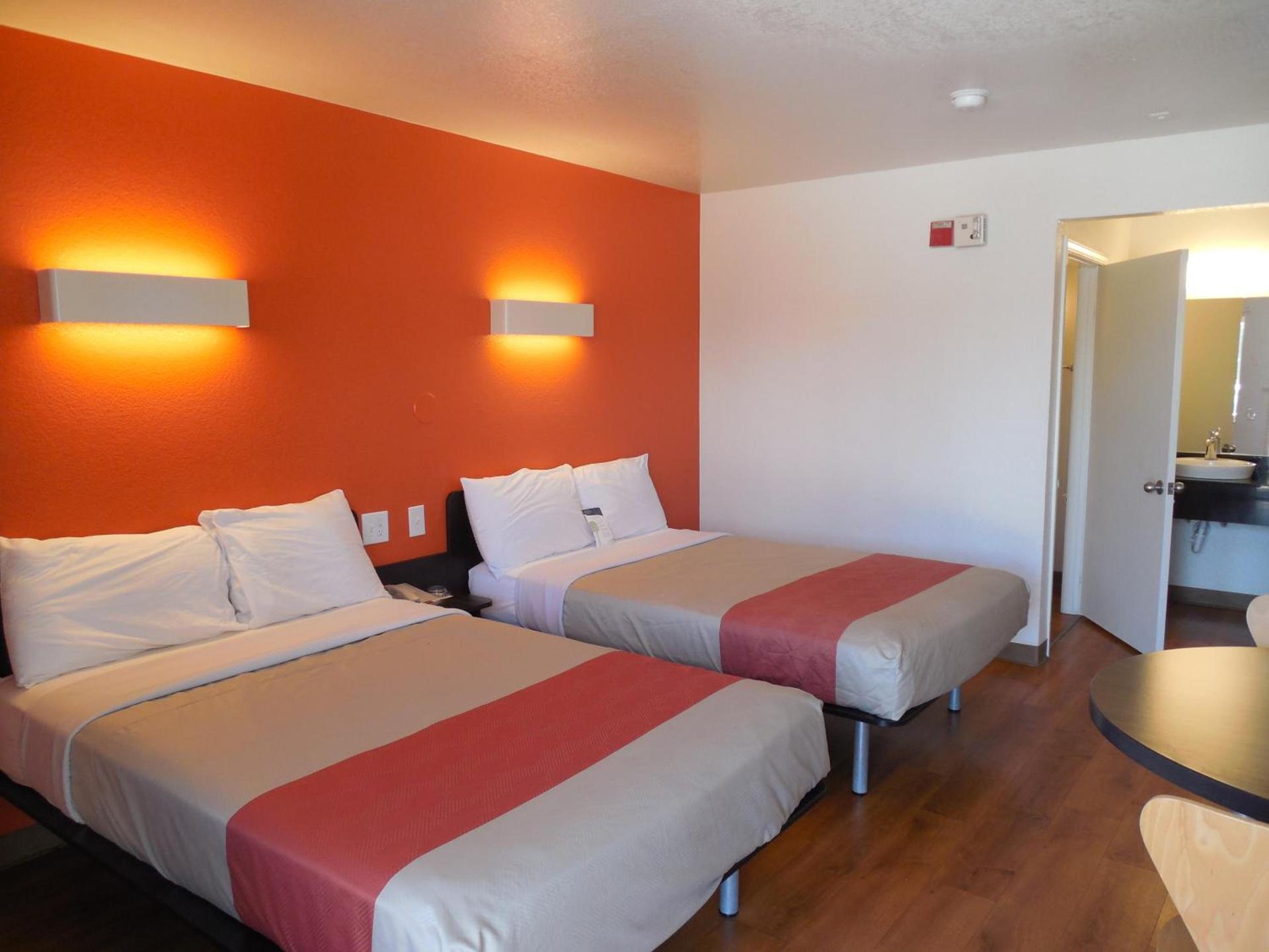 Motel 6-Chula Vista, CA - San Diego photo 22