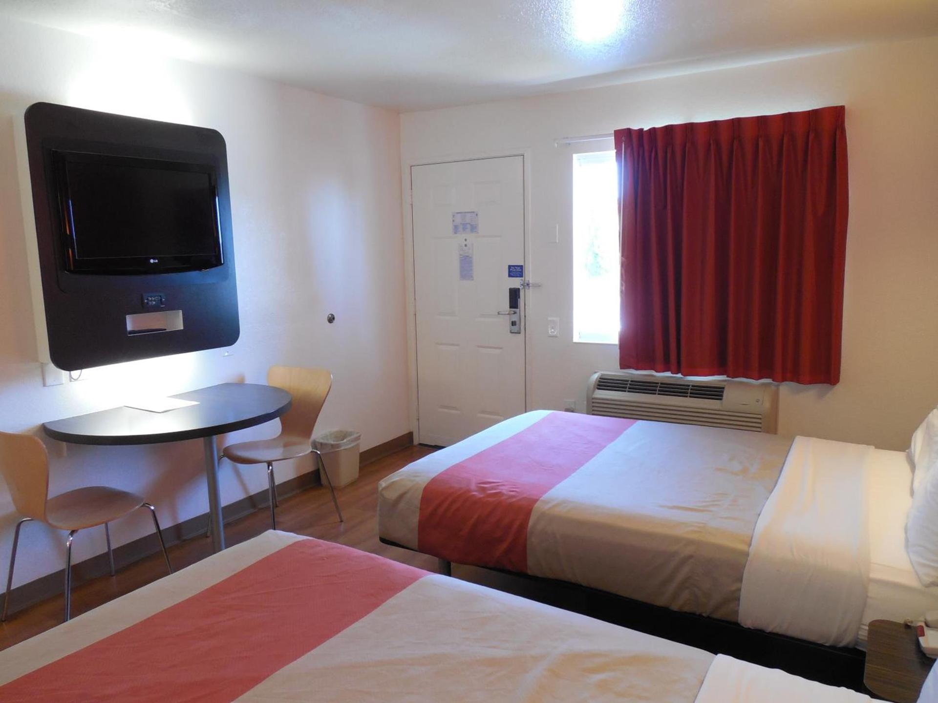 Motel 6-Chula Vista, CA - San Diego photo 26