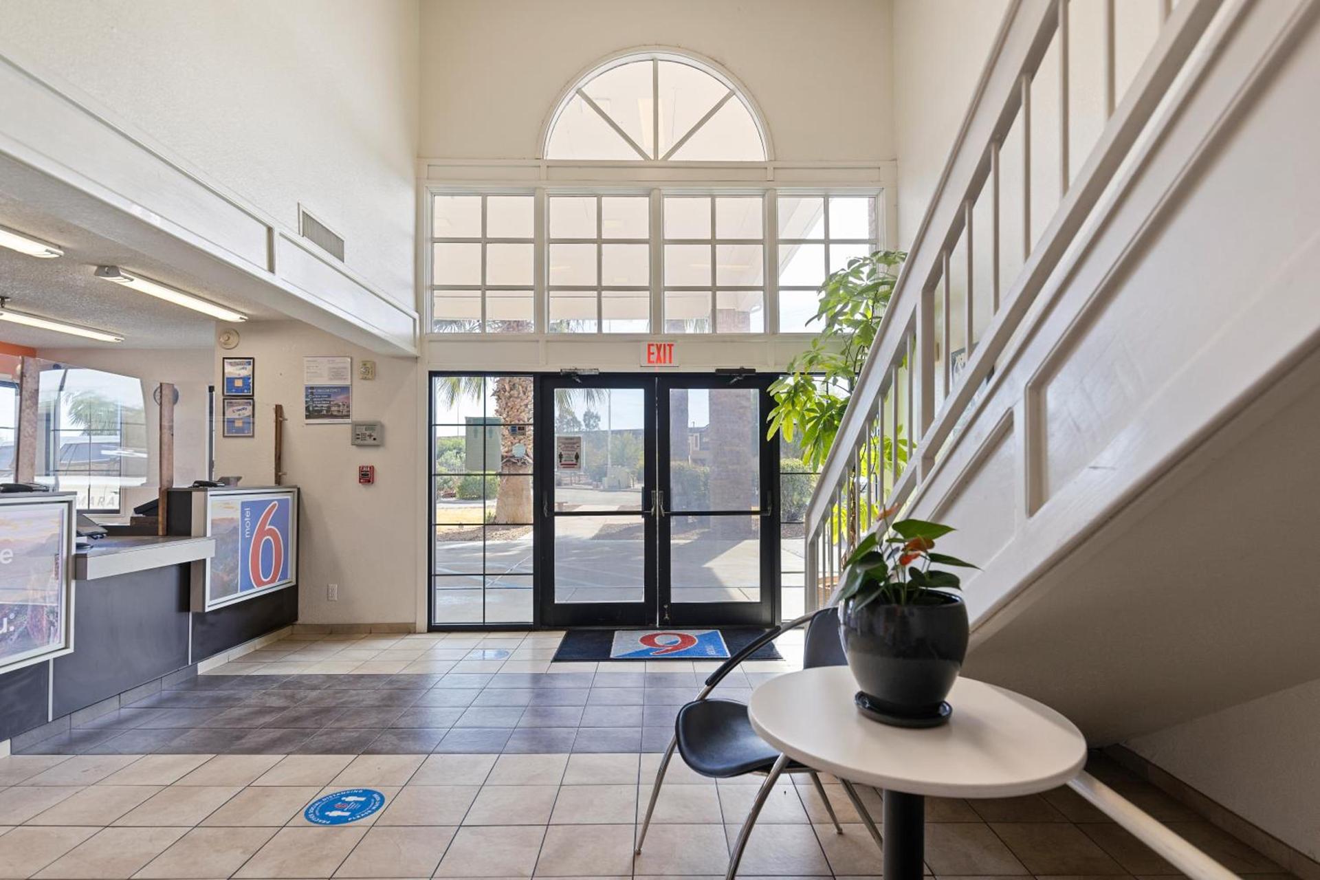 Motel 6 Tucson, AZ - North photo 35