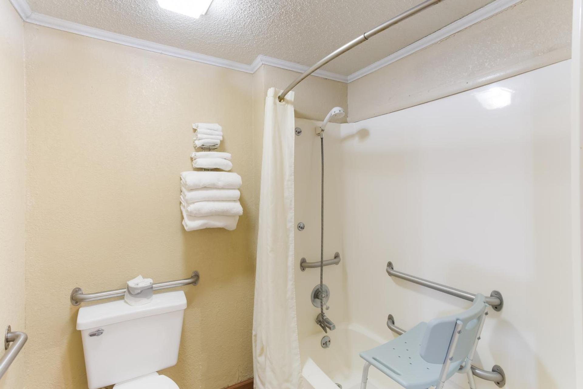 Knights Inn Ashland photo 15