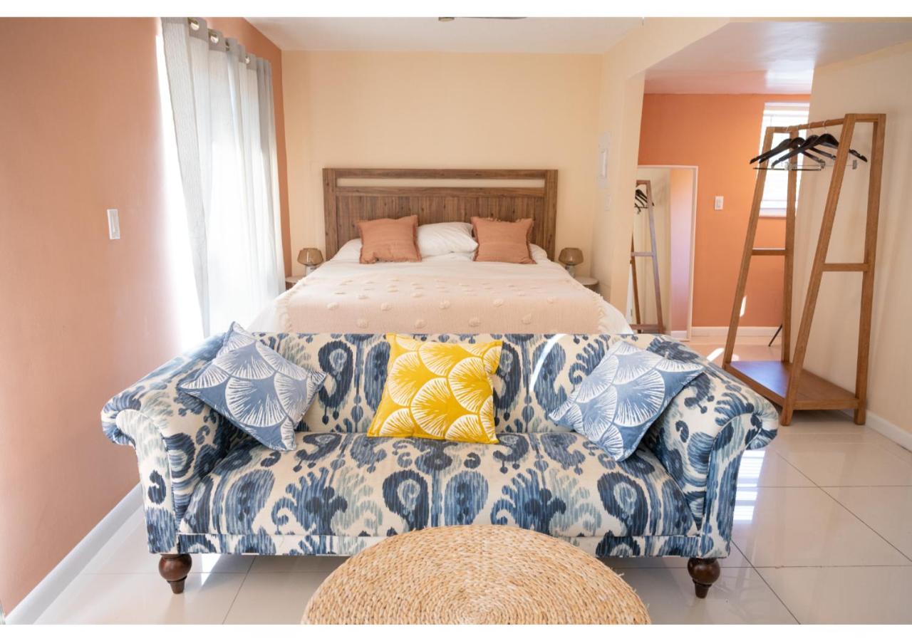 Miami River Inn by Renzzi photo 49