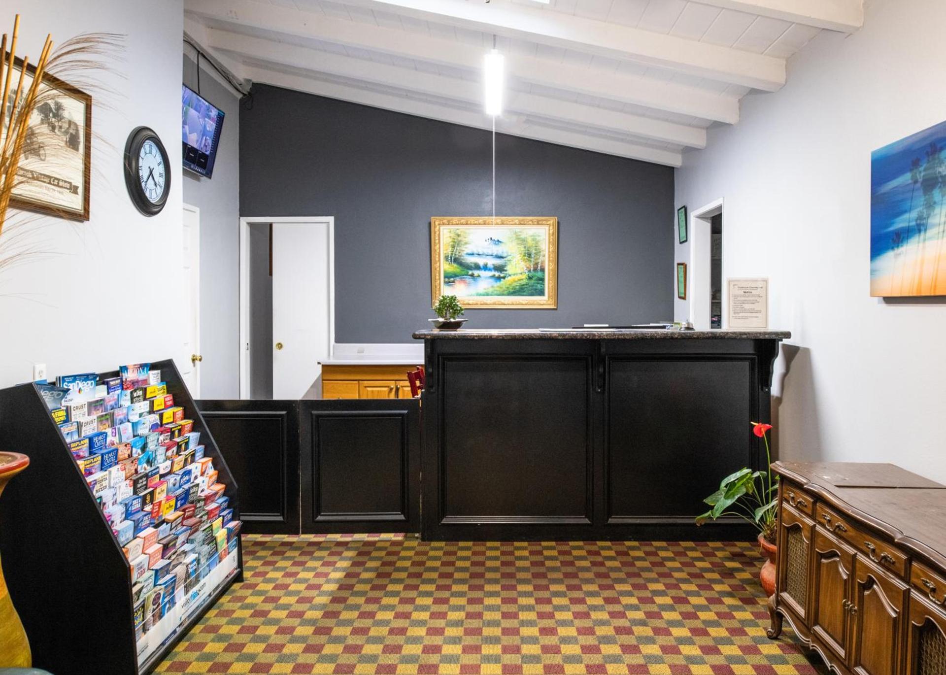 Fallbrook Country Inn photo 18