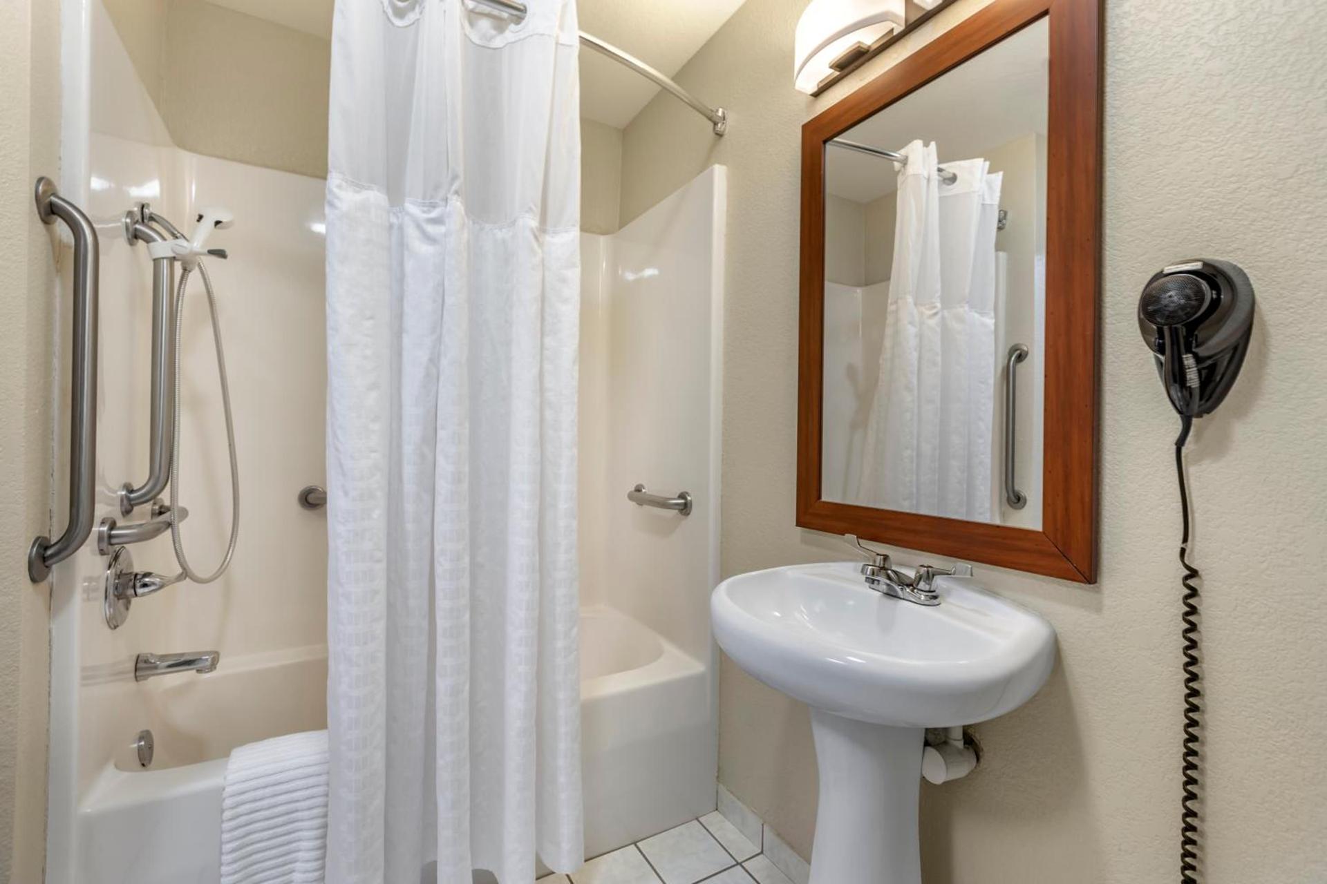 Comfort Inn & Suites Greeley photo 33