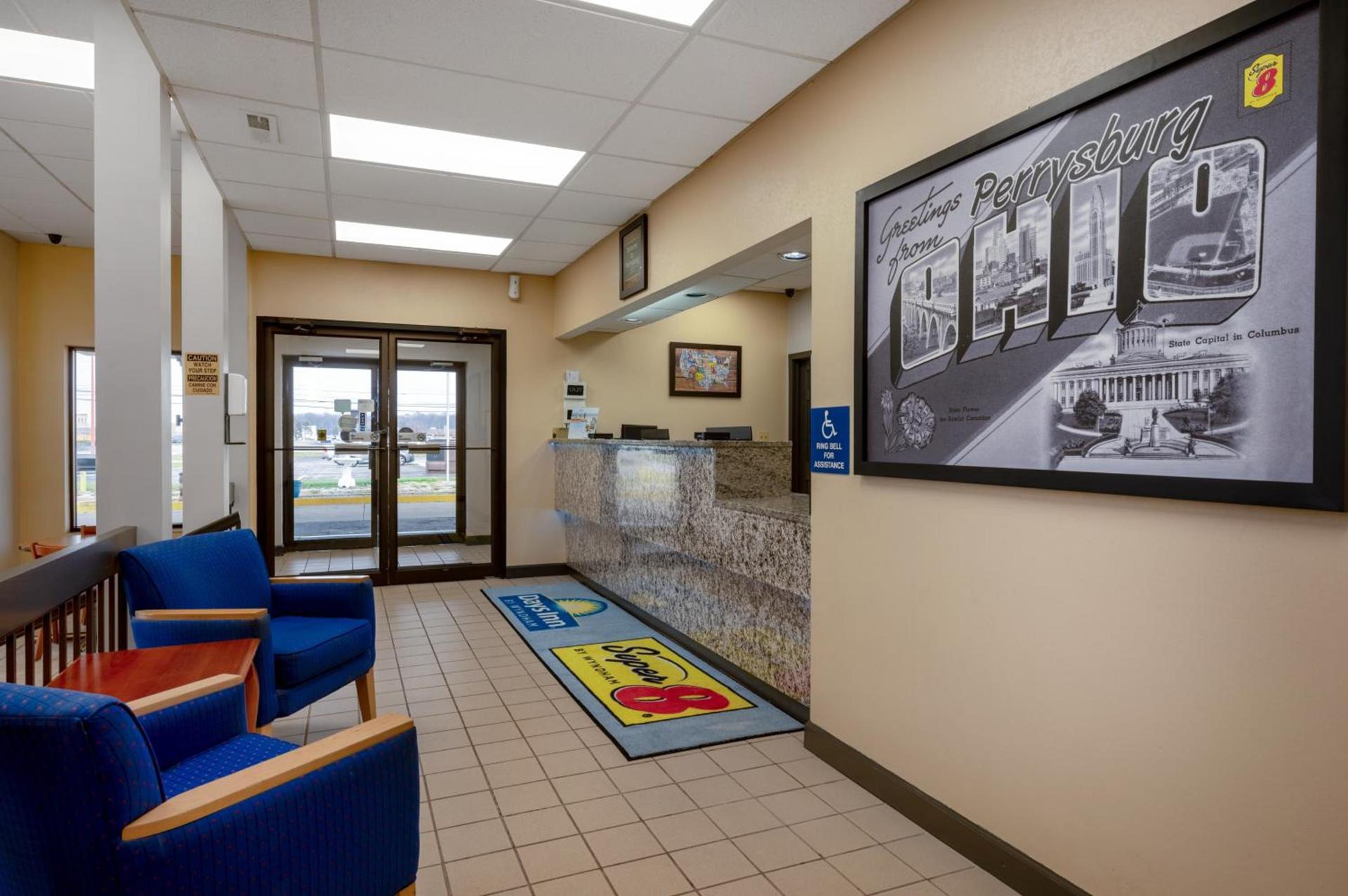 Super 8 by Wyndham Perrysburg-Toledo photo 34