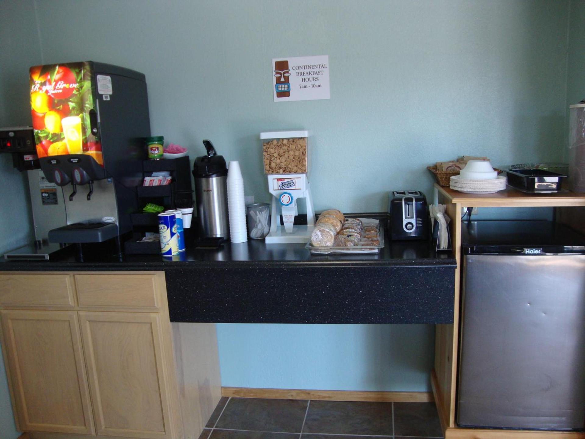 Pine Tree inn photo 6