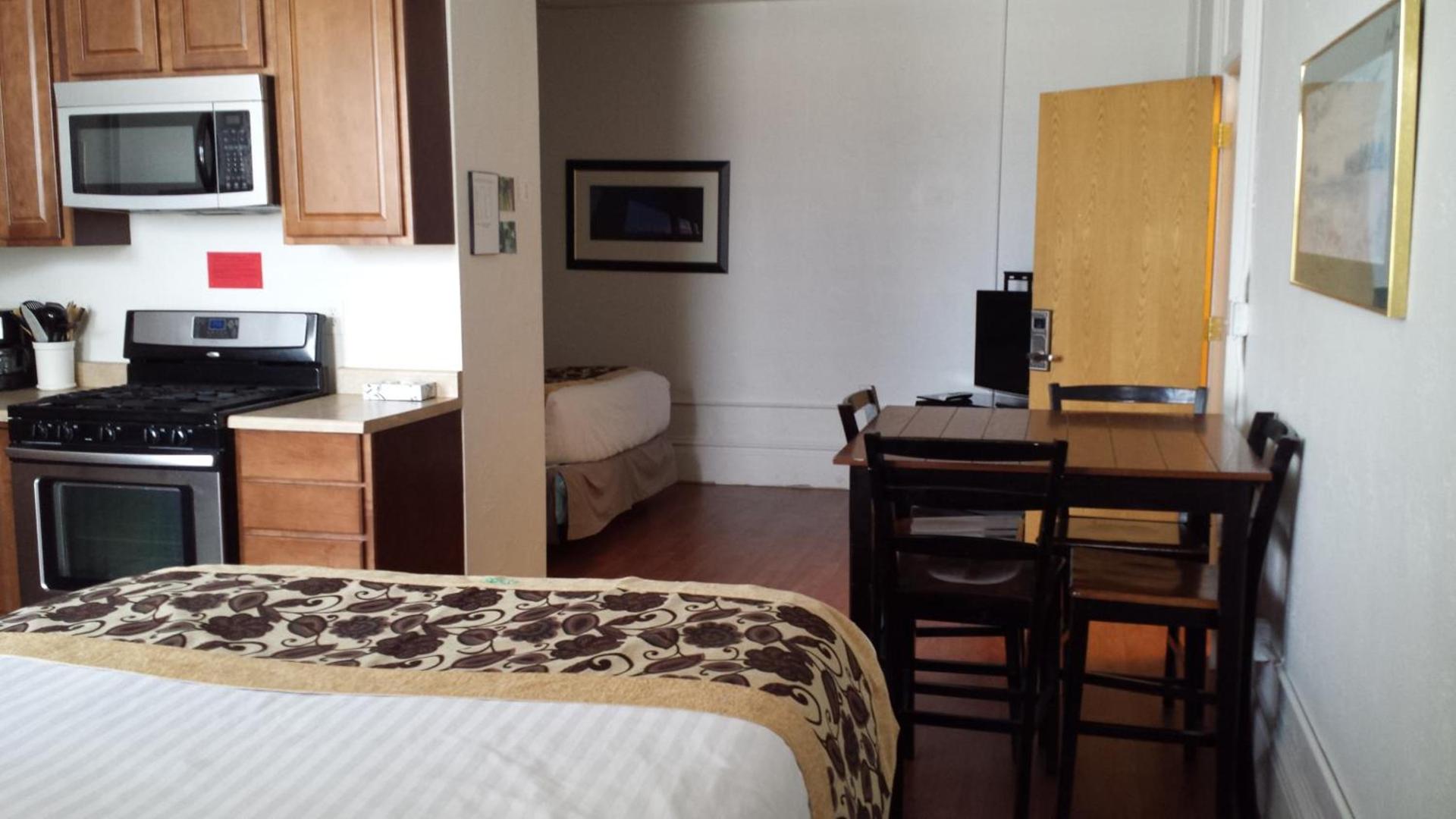 Sage Motel photo 29