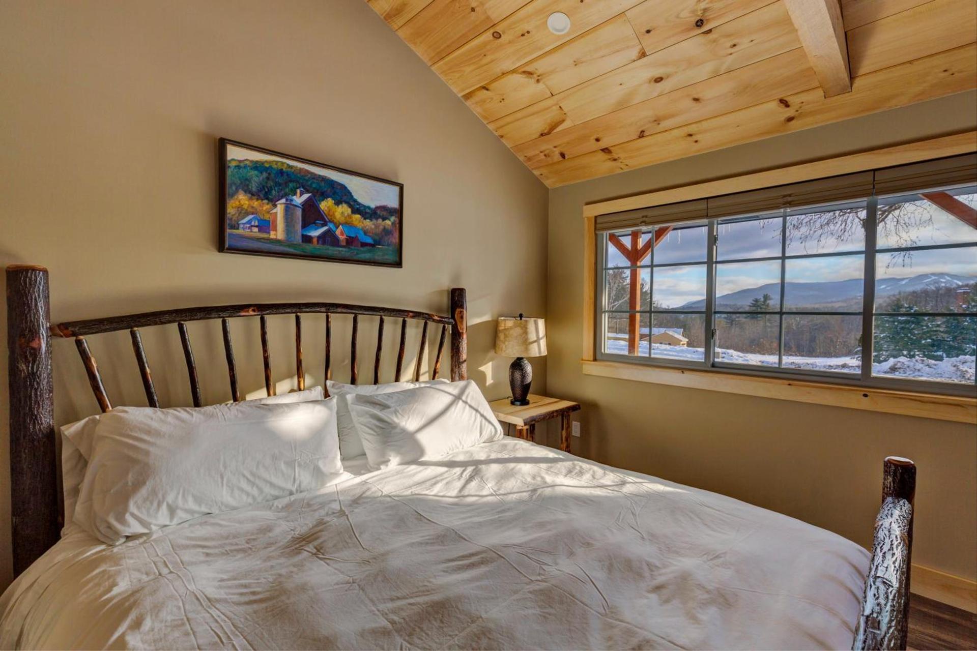 The Lodge by Sunapee Stays photo 15