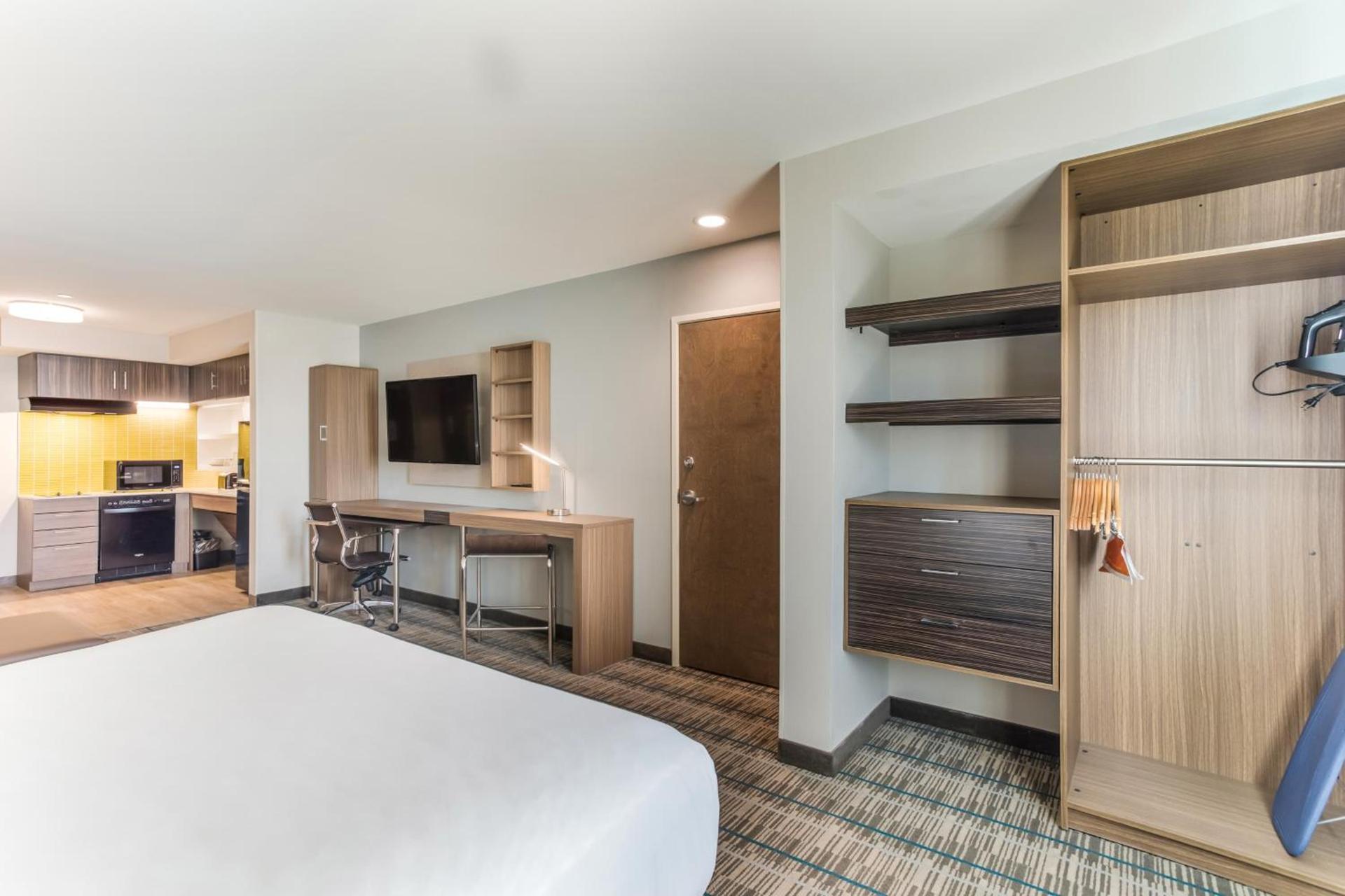 MainStay Suites Murfreesboro photo 41