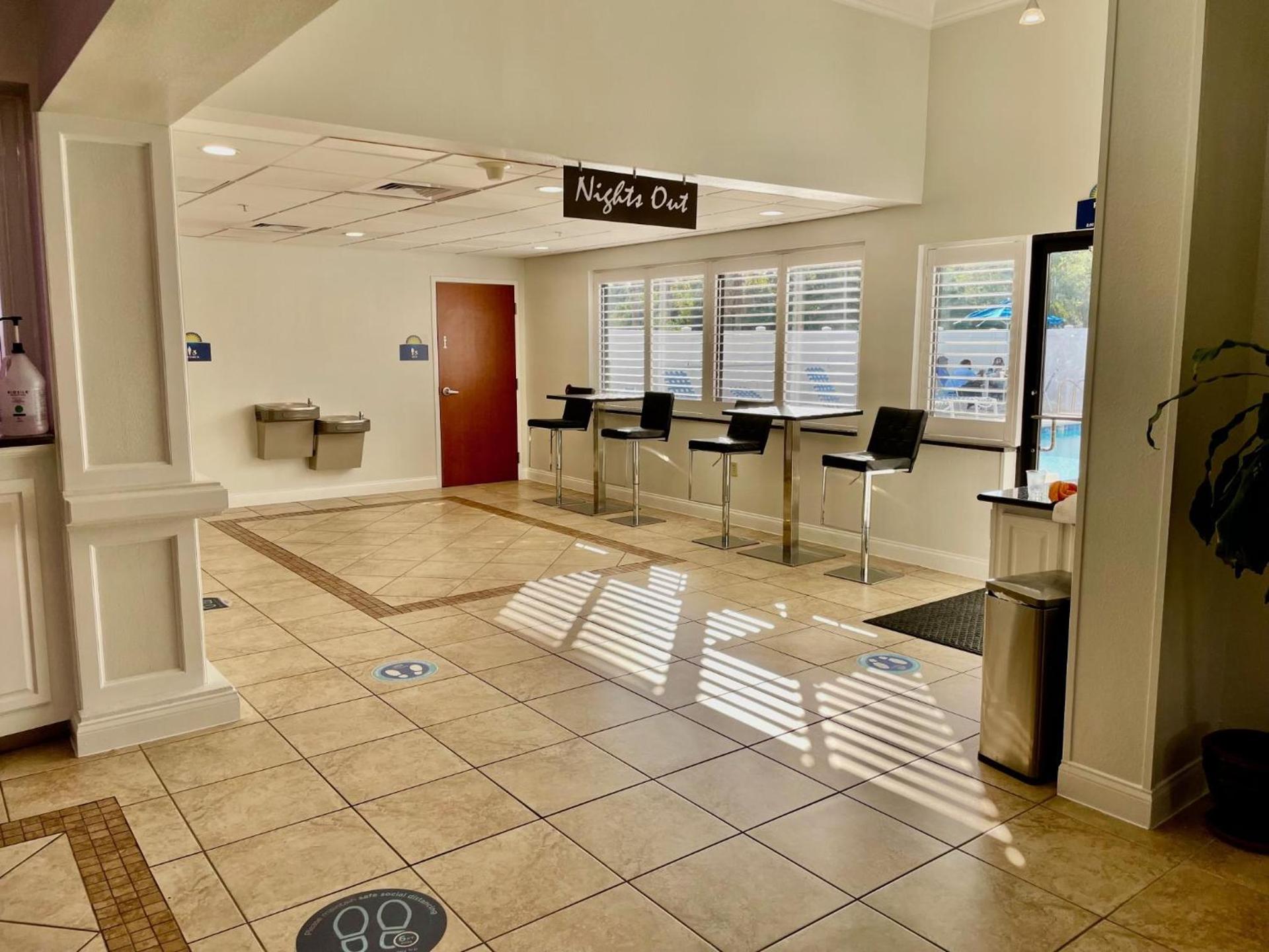 Days Inn & Suites by Wyndham Lakeland photo 62