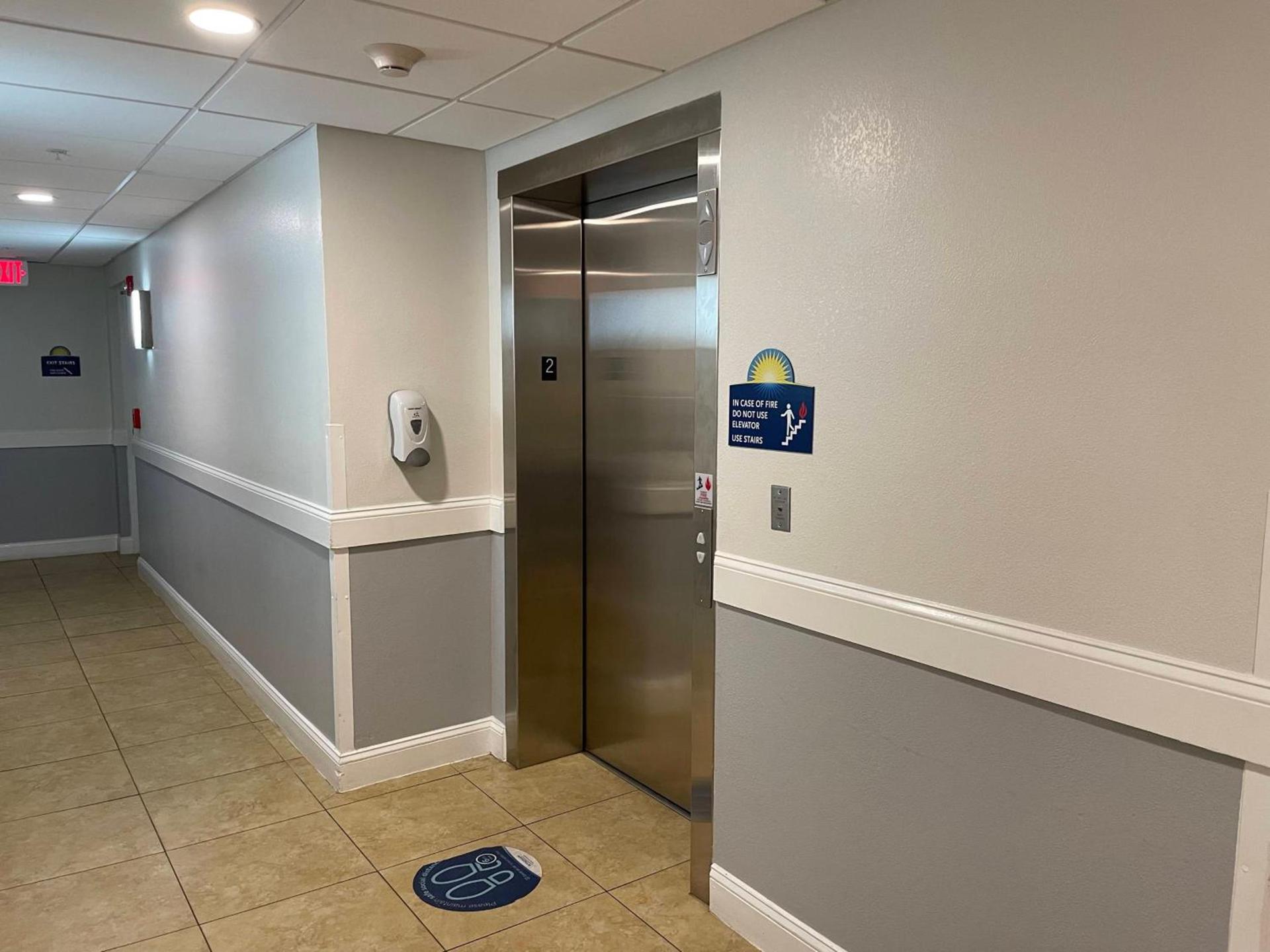 Days Inn & Suites by Wyndham Lakeland photo 97