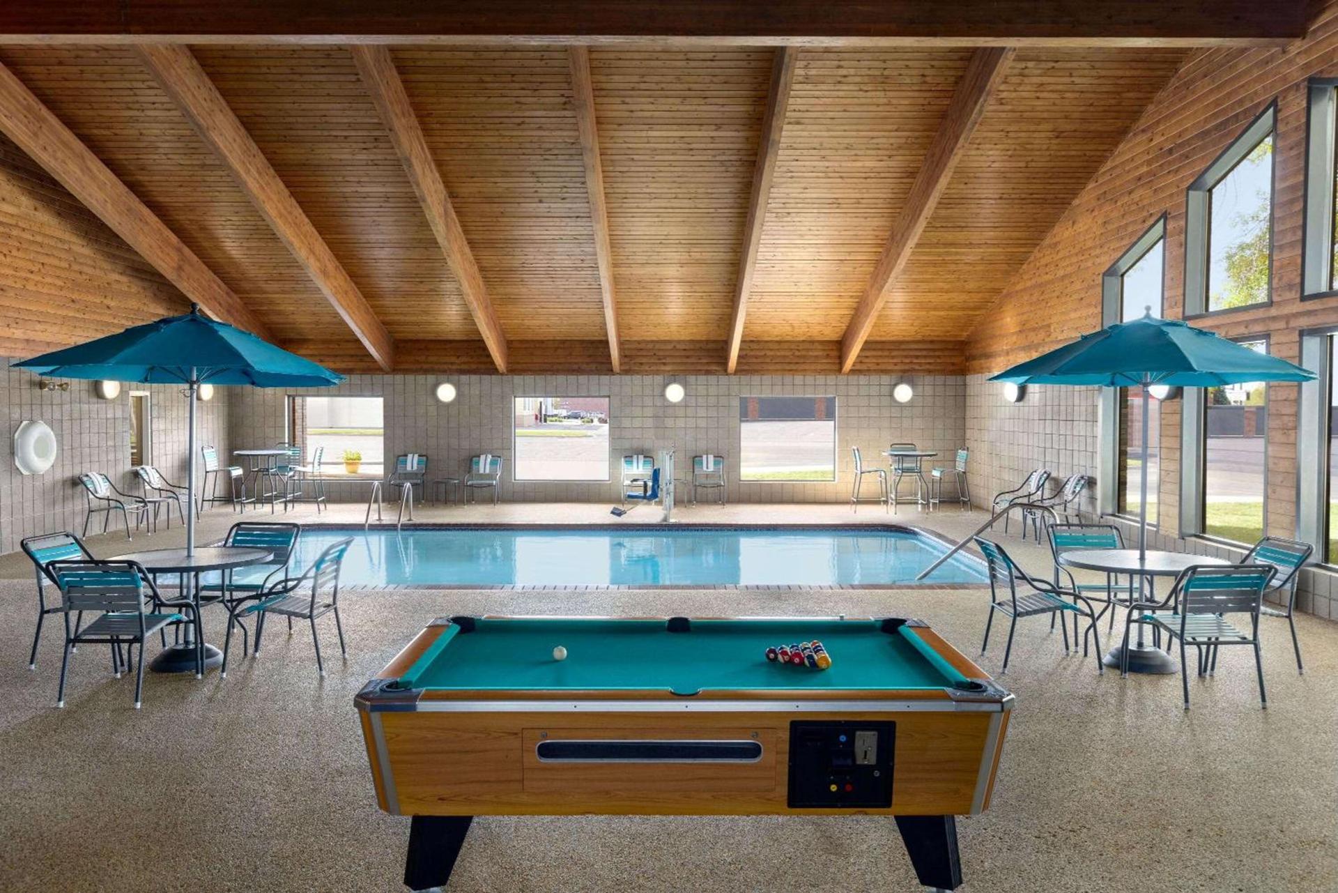 Baymont by Wyndham Owatonna photo 15