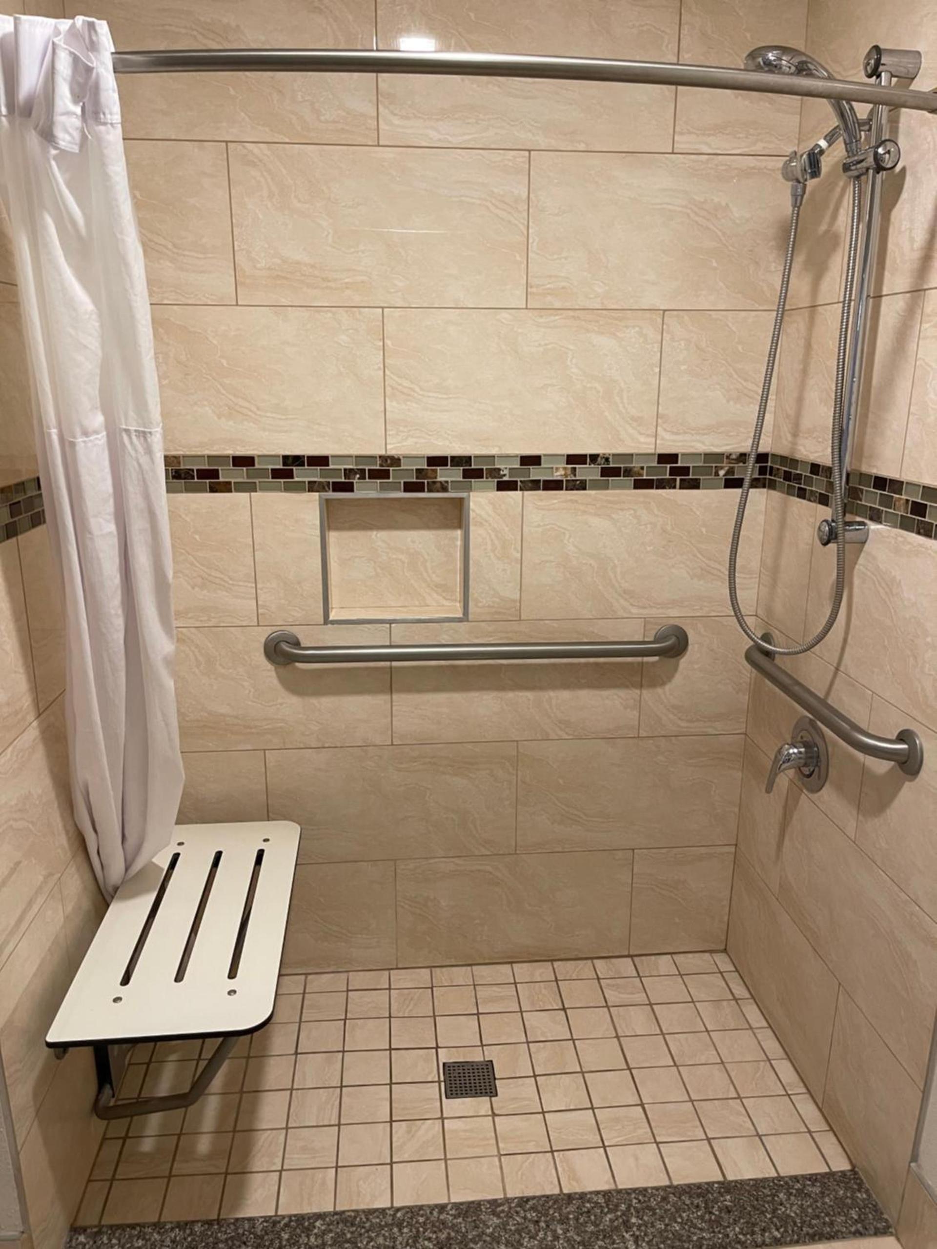 Days Inn by Wyndham Indio photo 41