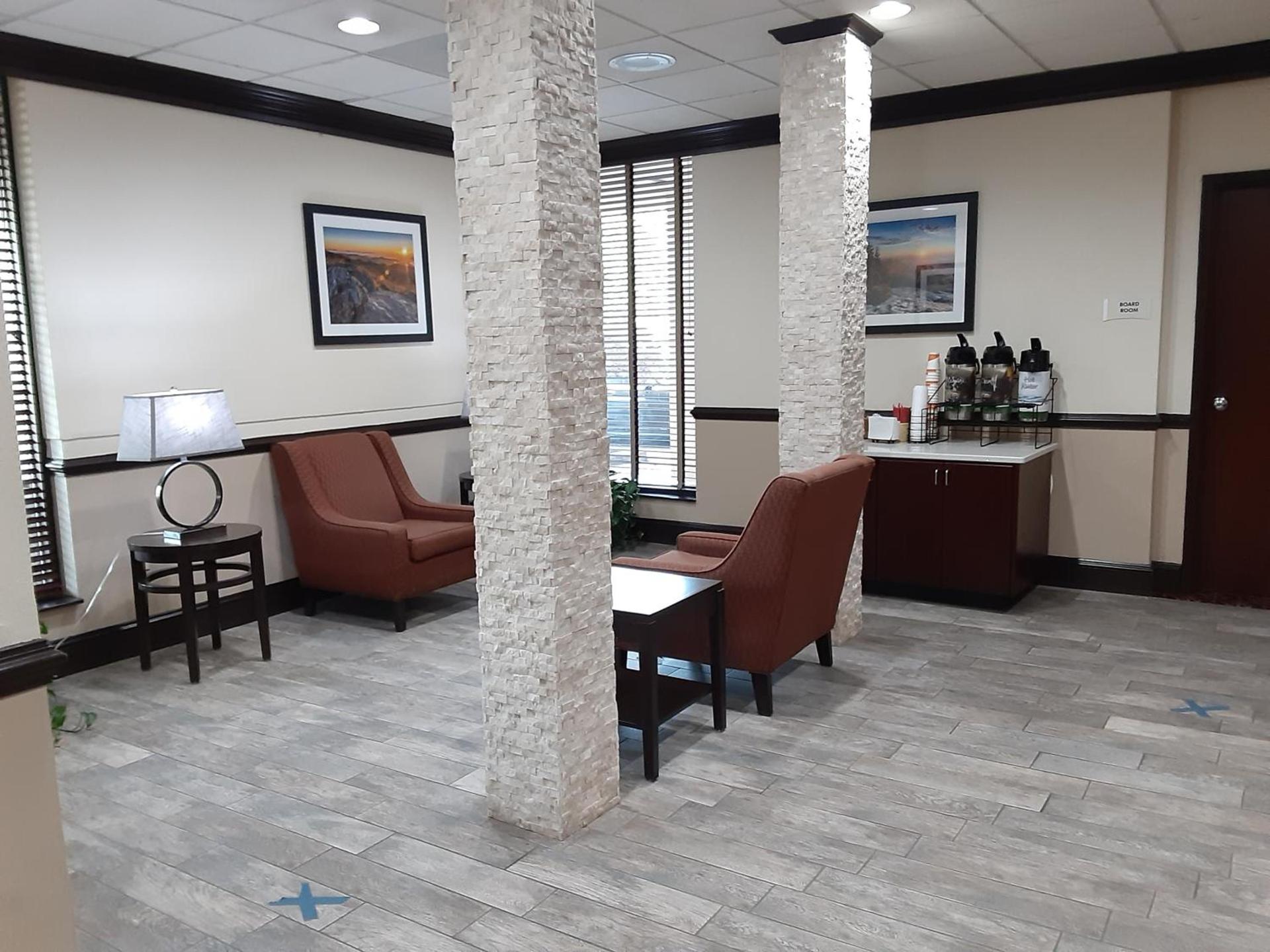 Quality Inn Morganton Southeast photo 4
