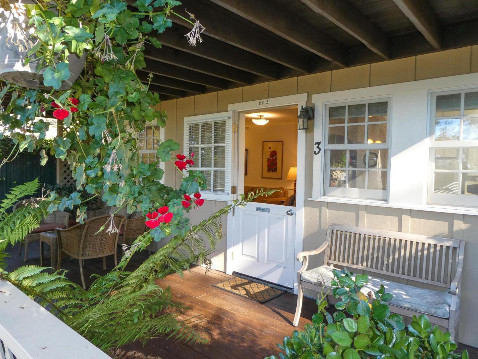 Carmel Fireplace Inn photo 6