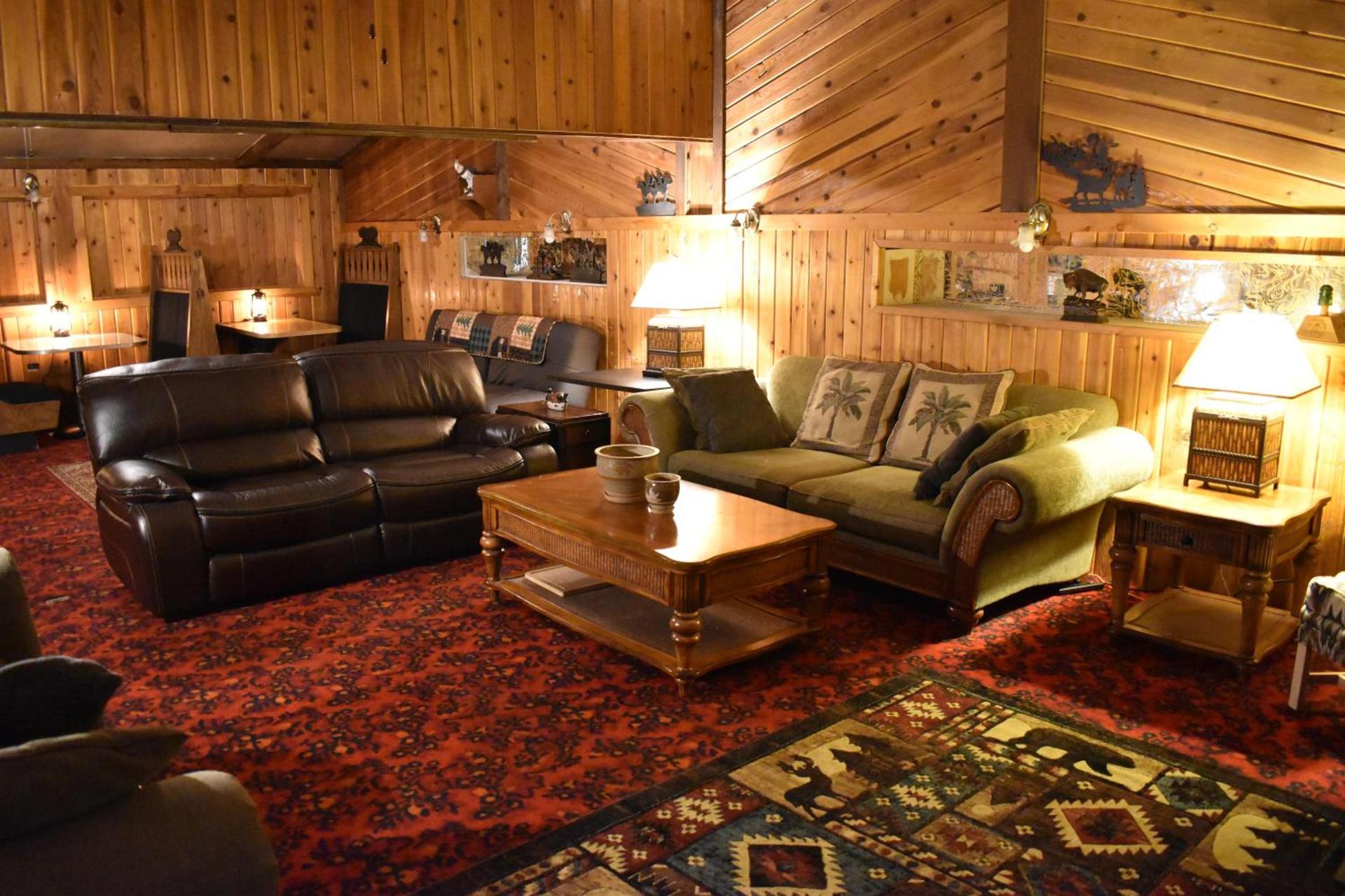 Silver Horseshoe Inn photo 21