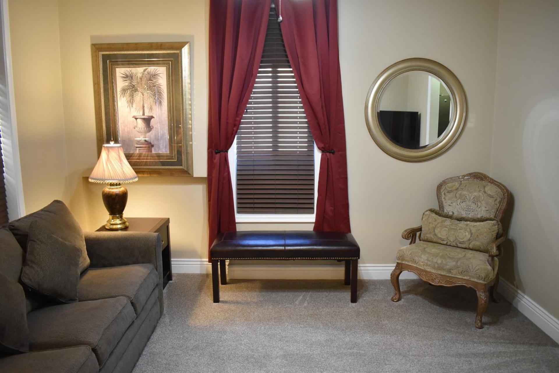 Silver Horseshoe Inn photo 29