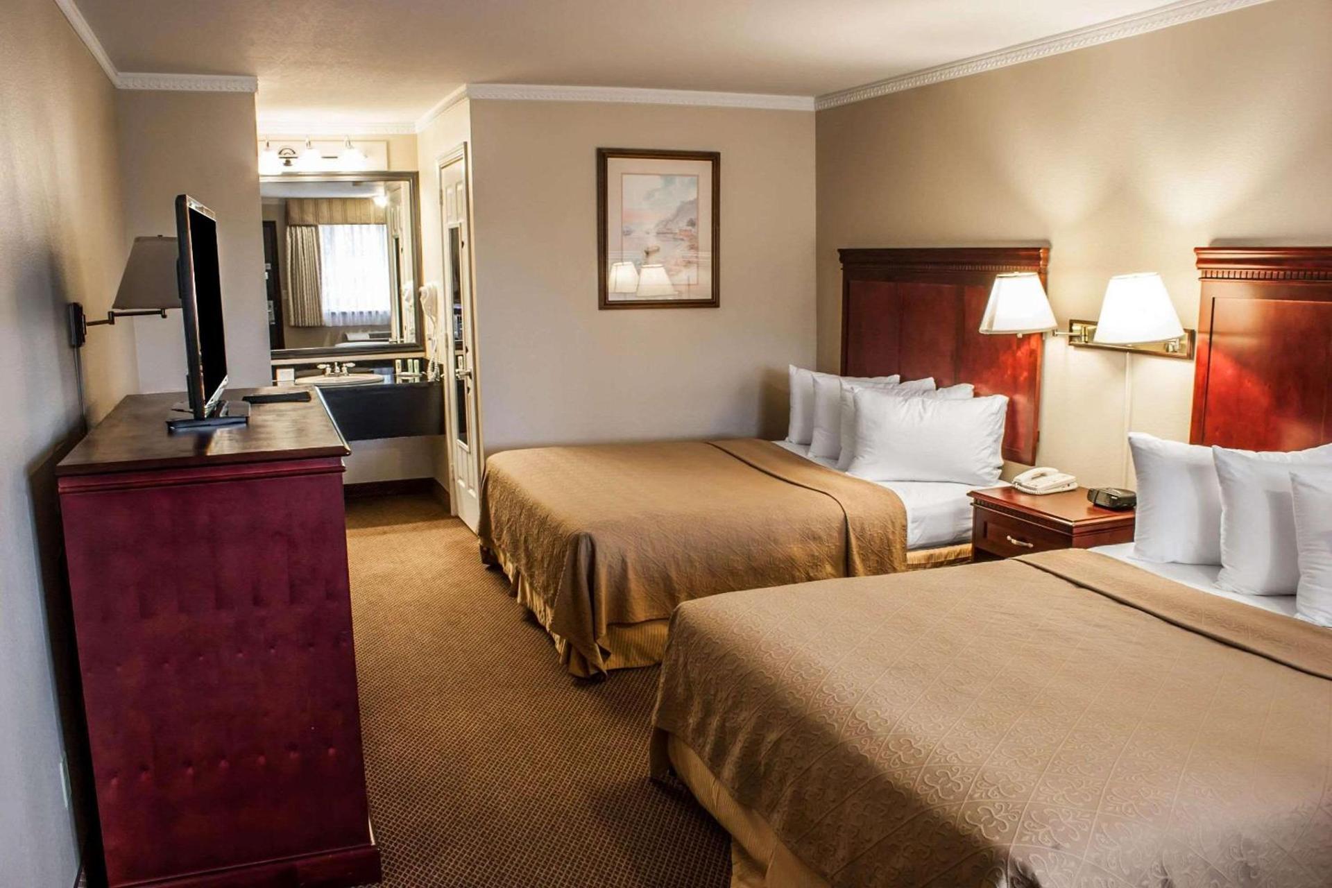 Quality Inn & Suites Fife Seattle photo 11