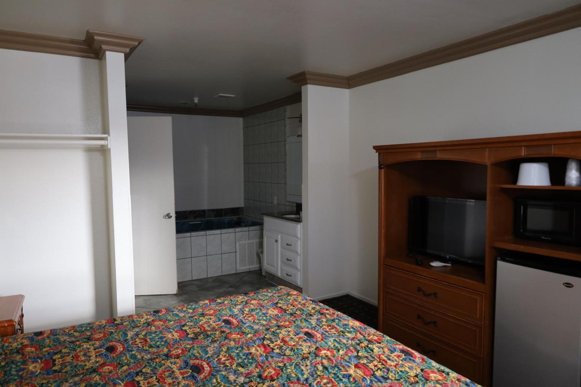 Lambert Inn photo 8