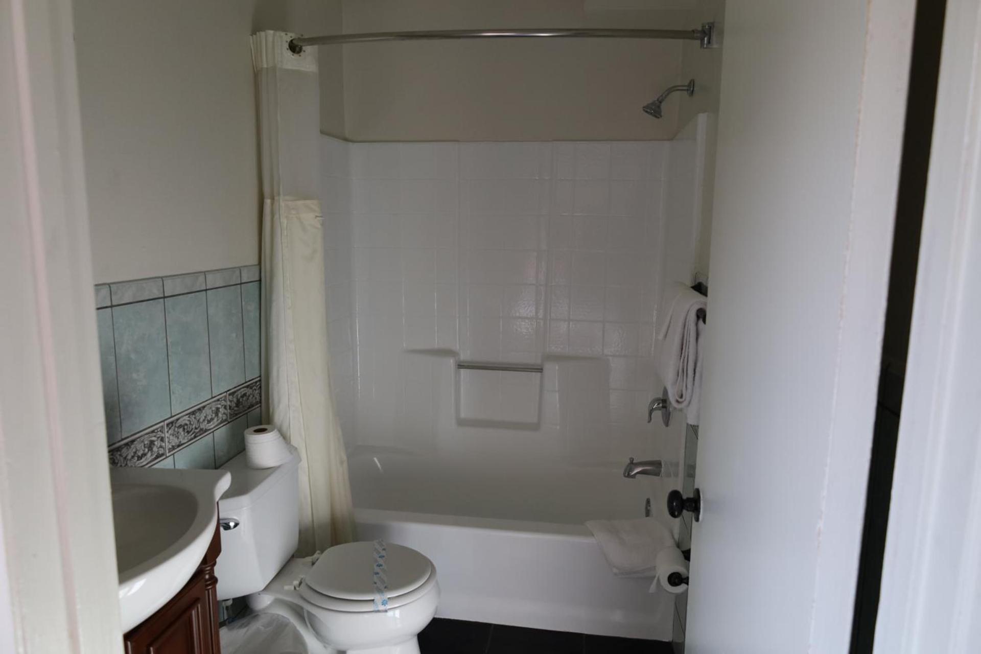 Lambert Inn photo 14