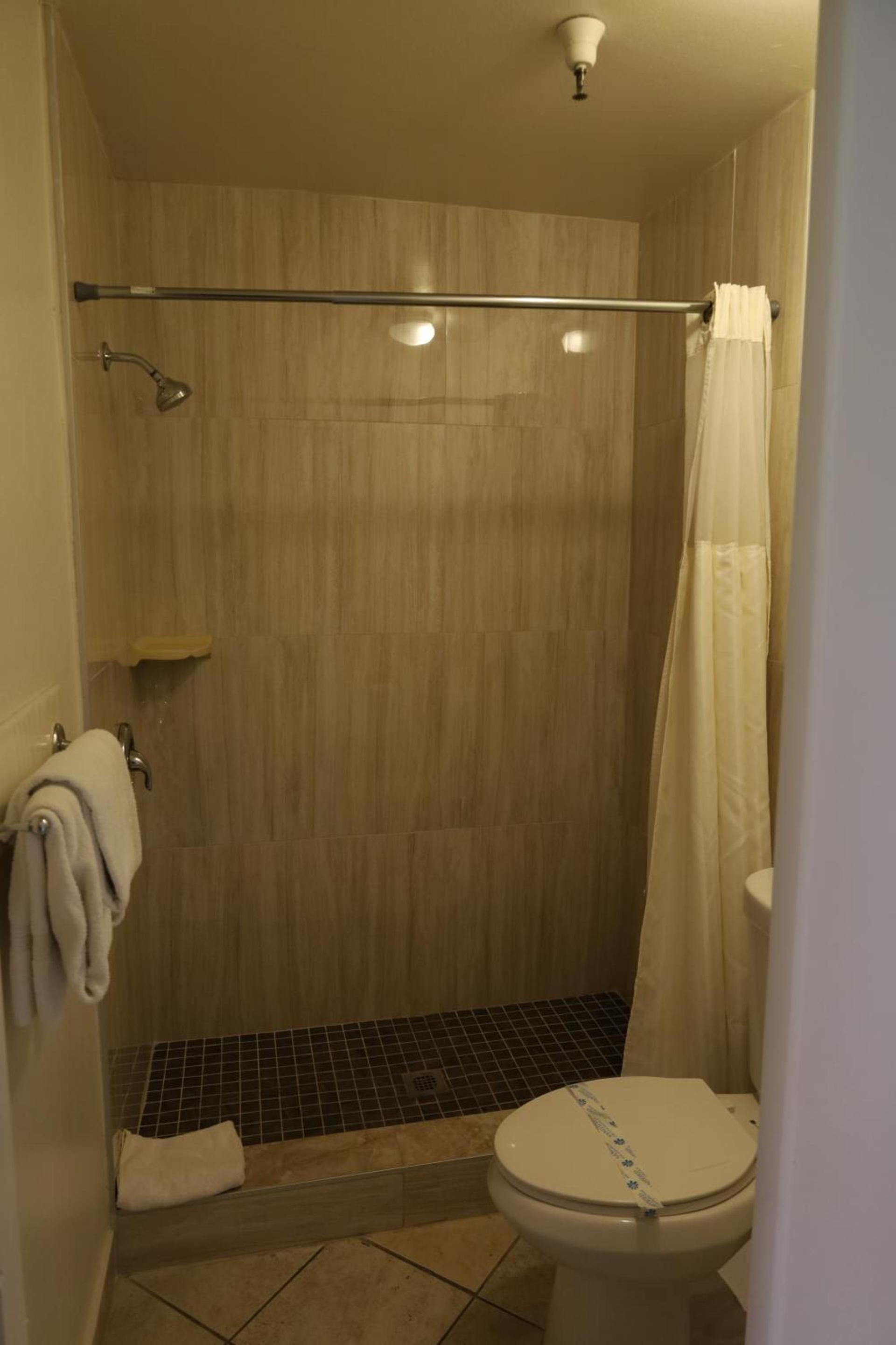 Lambert Inn photo 16