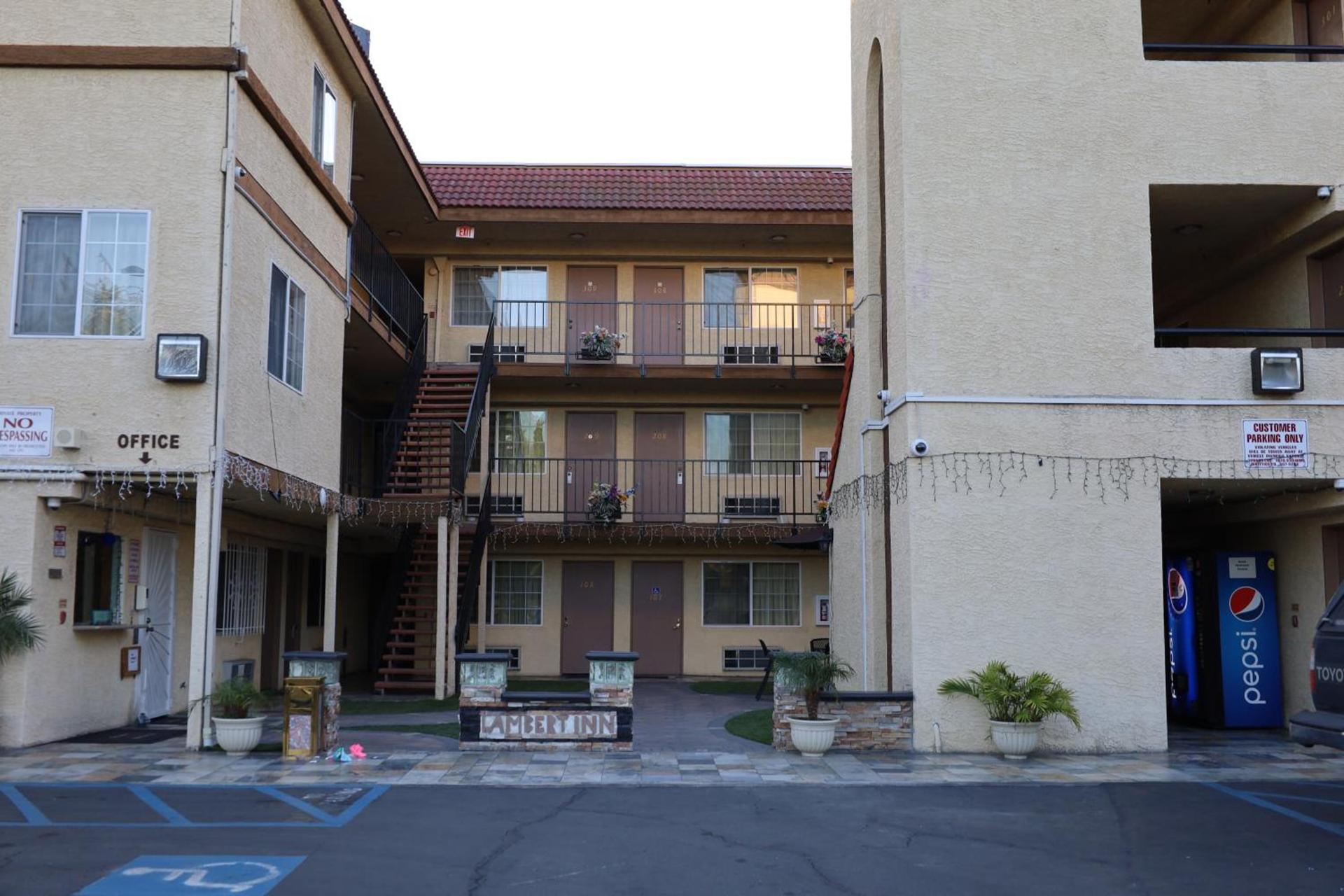 Lambert Inn photo 23