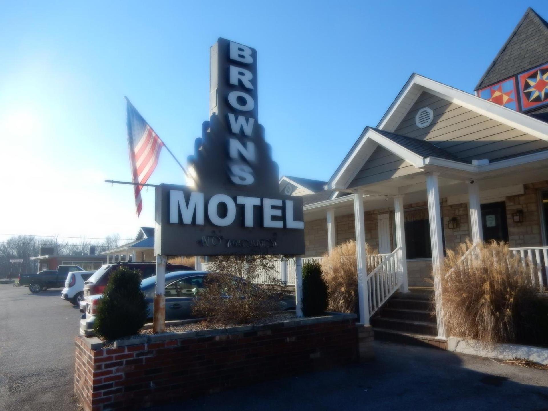 Brown's Motel photo 36