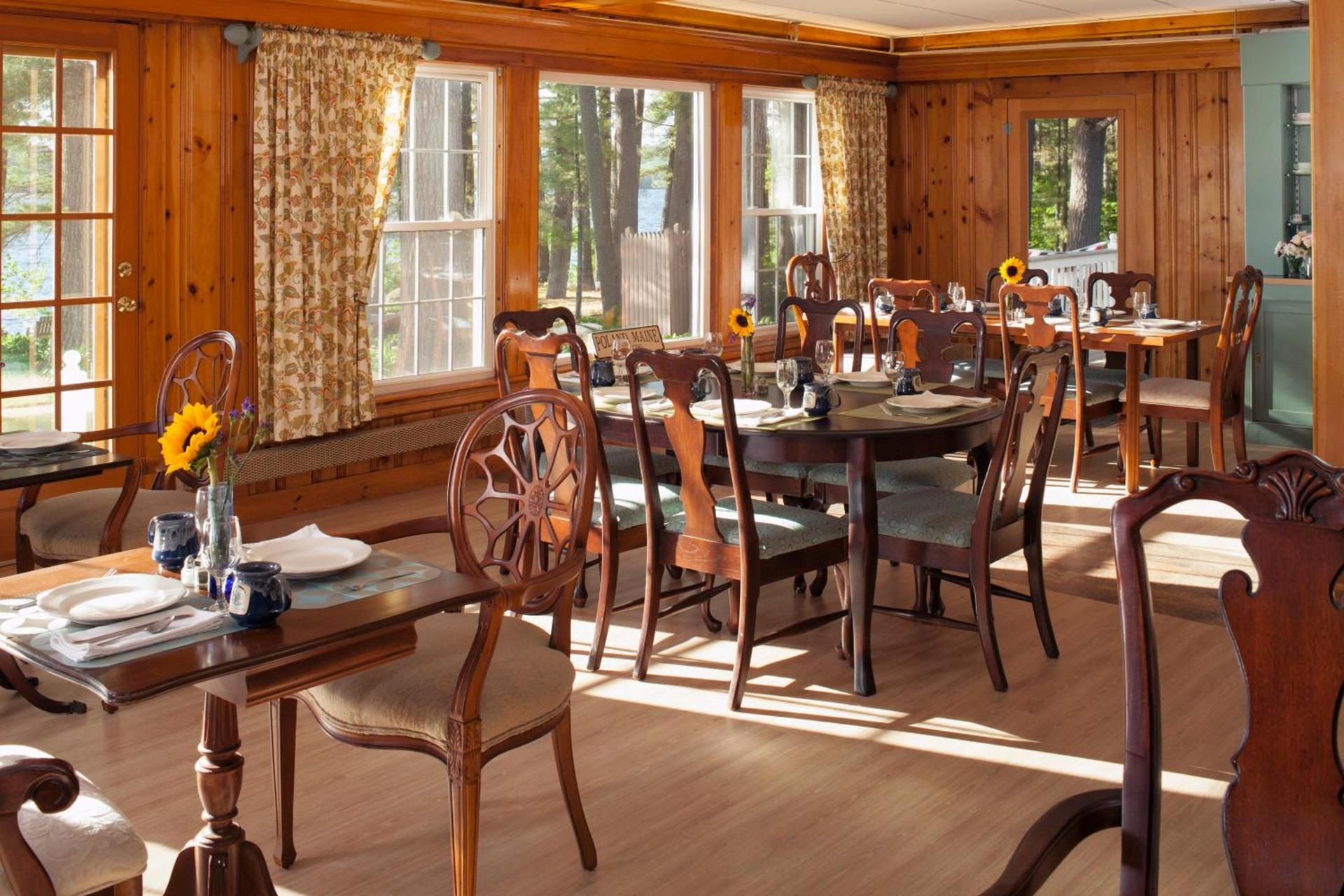Wolf Cove Inn photo 35