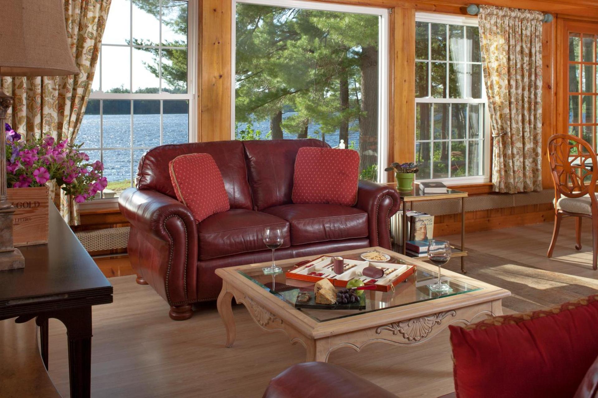Wolf Cove Inn photo 36