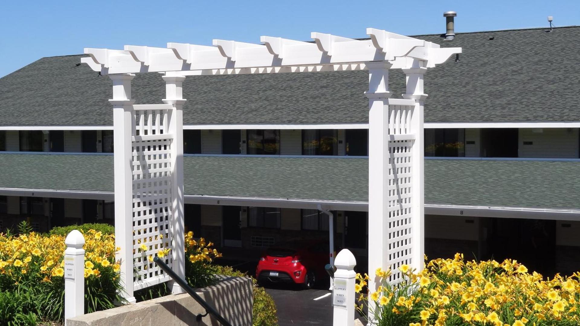 Baymont by Wyndham Petoskey photo 26
