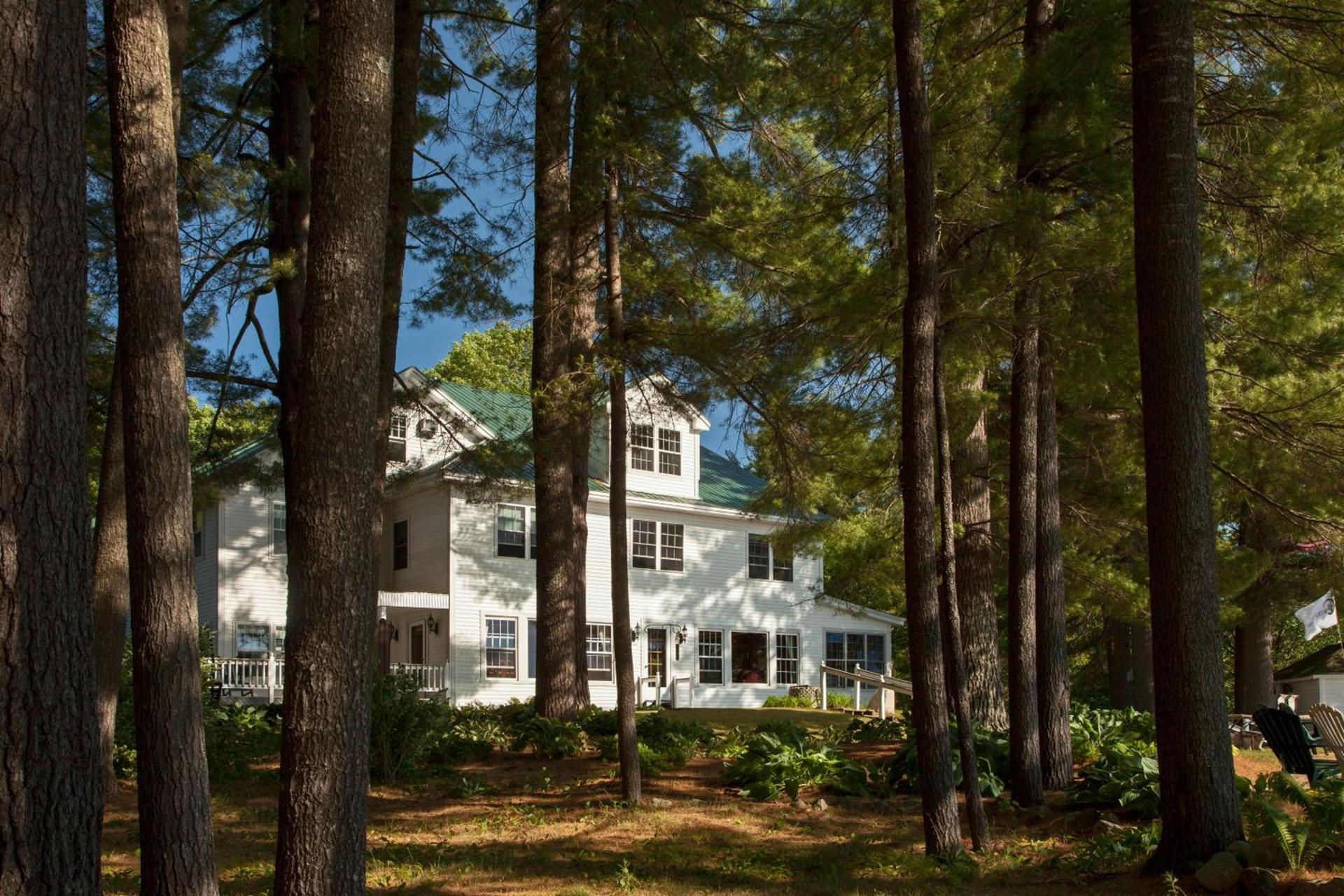 Wolf Cove Inn photo 45