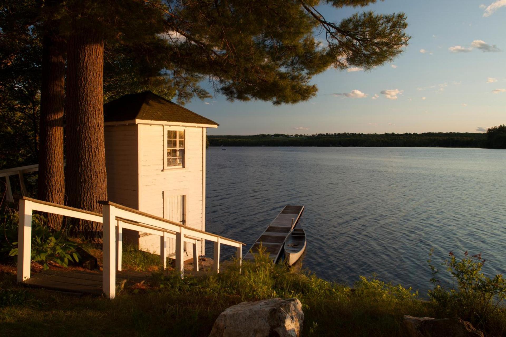 Wolf Cove Inn photo 46