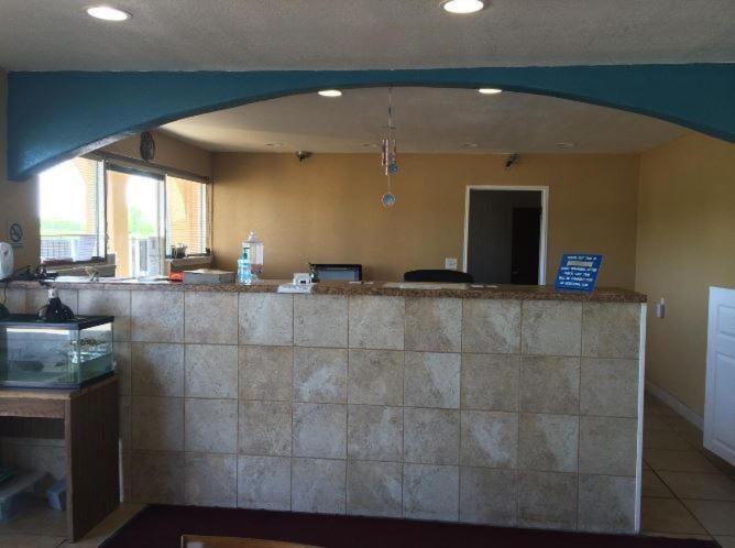 Americas Best Value Inn Schulenburg photo 6