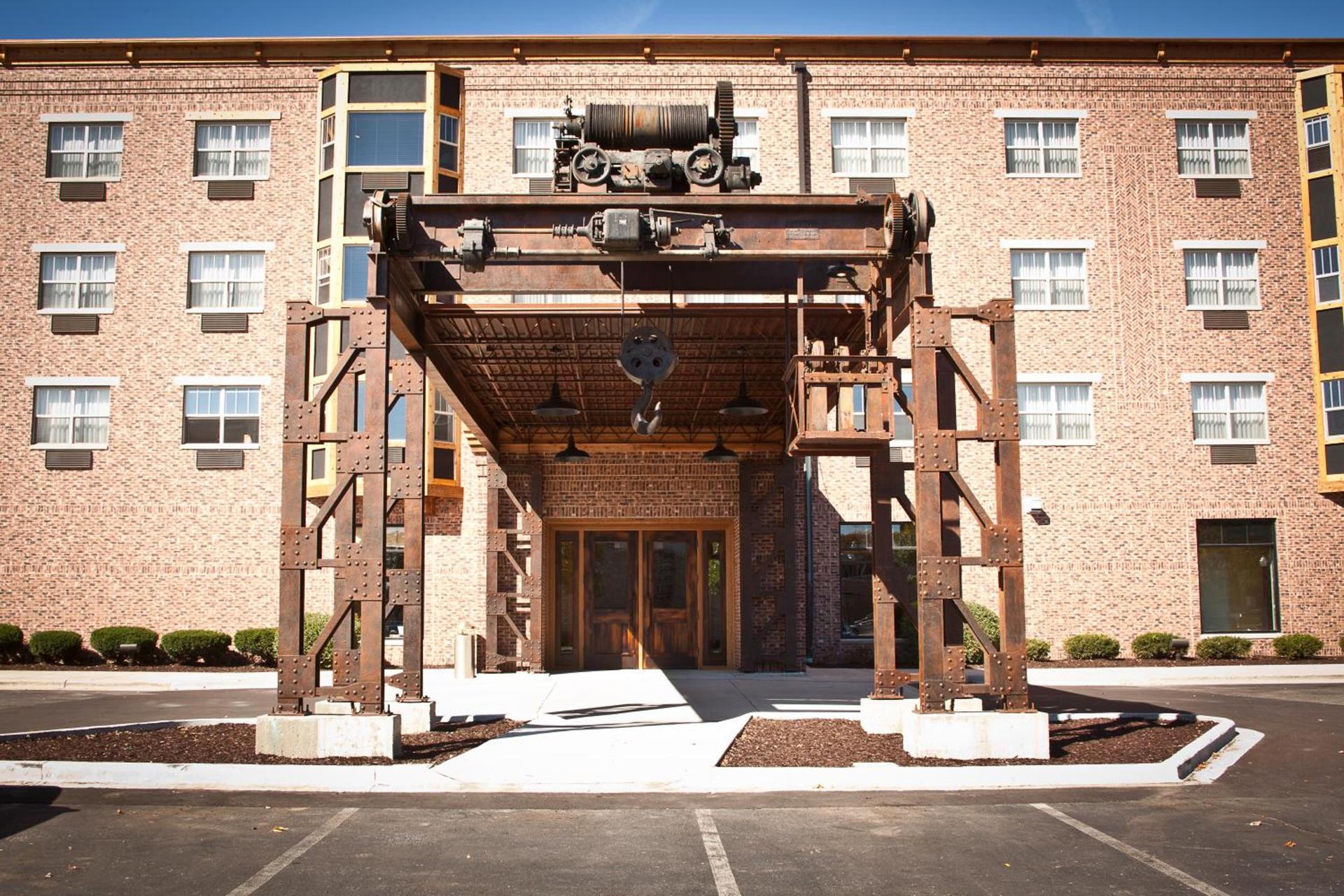 Ironworks Hotel — hotel in Beloit