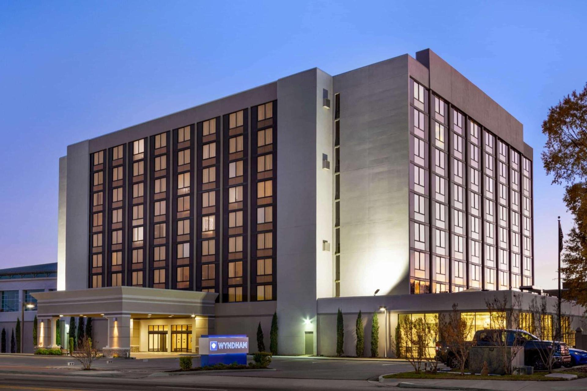 Wyndham Fort Smith City Center photo 2
