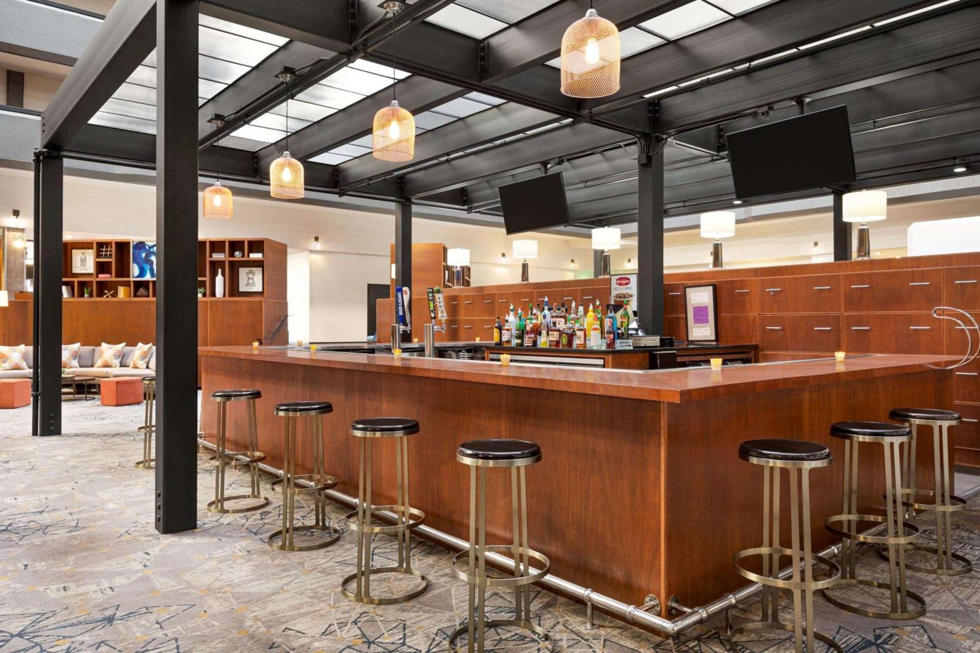 Wyndham Fort Smith City Center photo 41