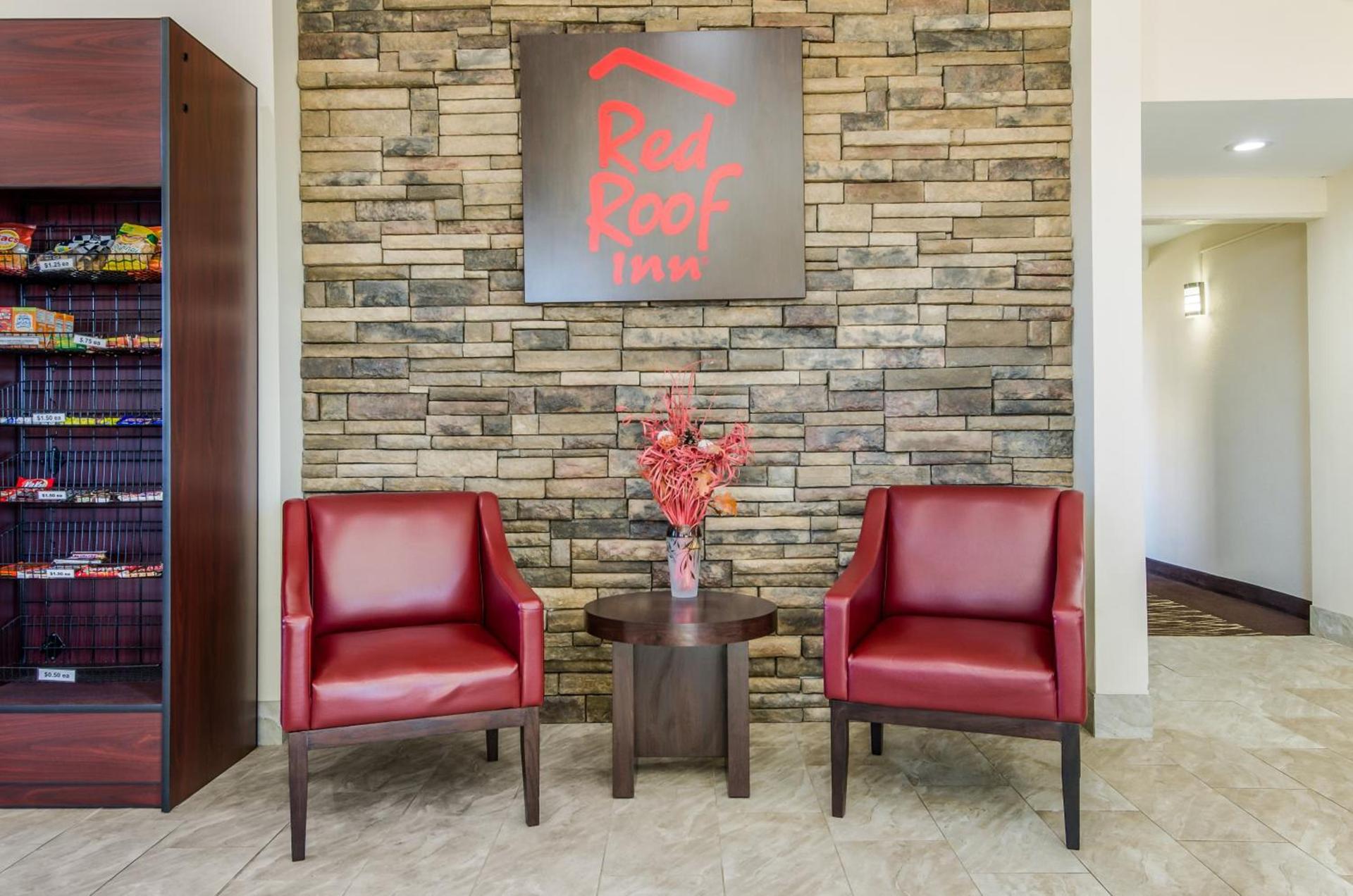 Red Roof Inn Madison Heights, VA photo 14
