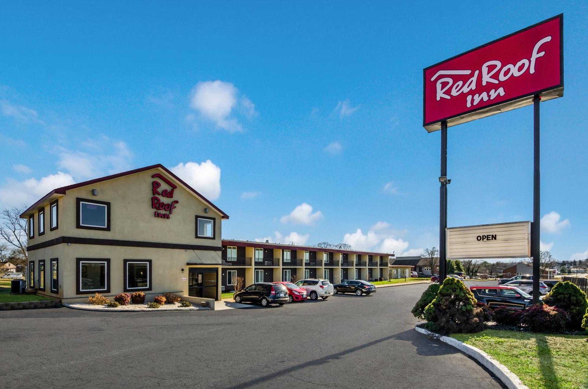 Red Roof Inn Madison Heights, VA photo 5