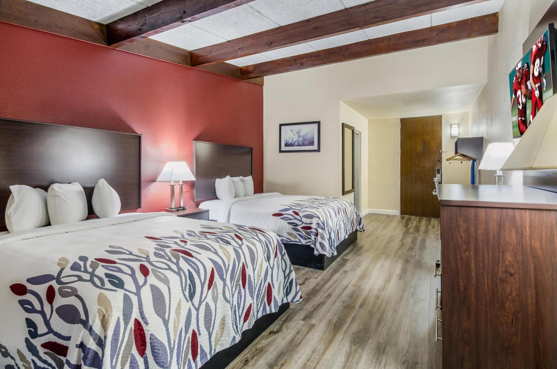 Red Roof Inn Madison Heights, VA photo 26