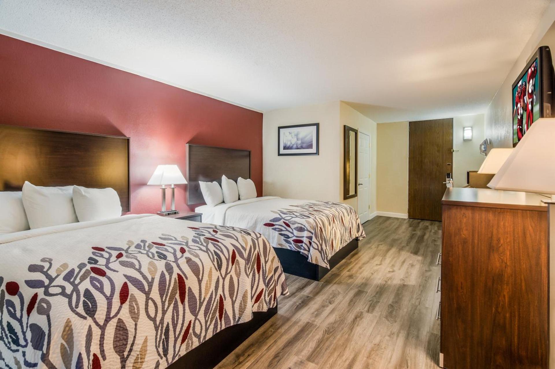 Red Roof Inn Madison Heights, VA photo 22