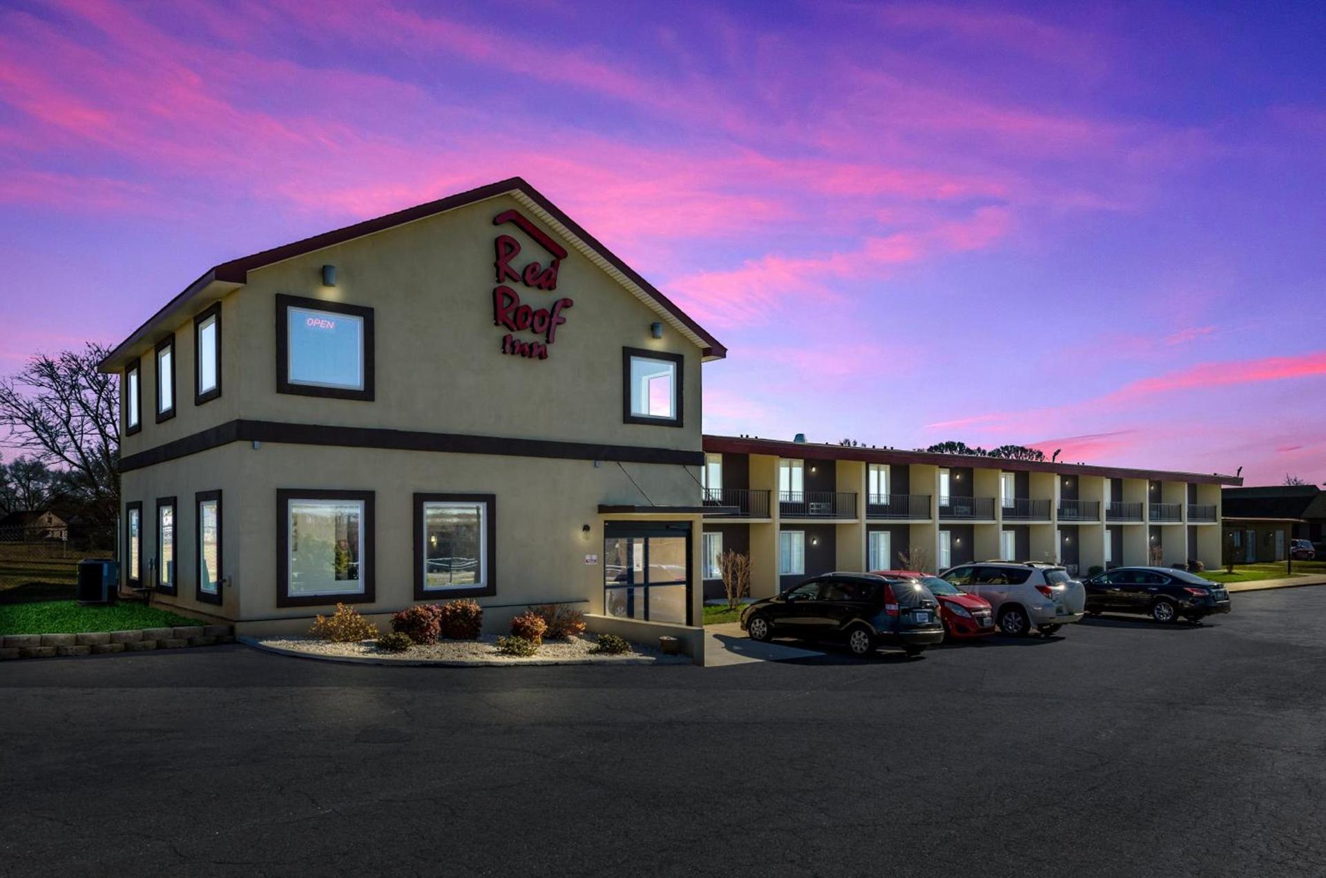 Red Roof Inn Madison Heights, VA photo 7